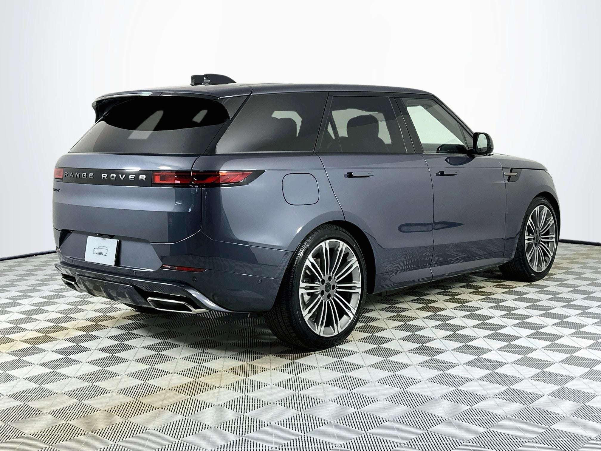 2026 Land Rover Range Rover Sport Plug-in Hybrid Dynamic SE