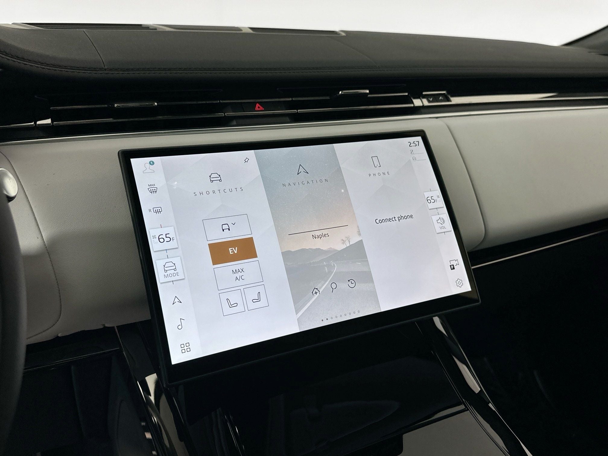 2026 Land Rover Range Rover Sport Plug-in Hybrid Dynamic SE