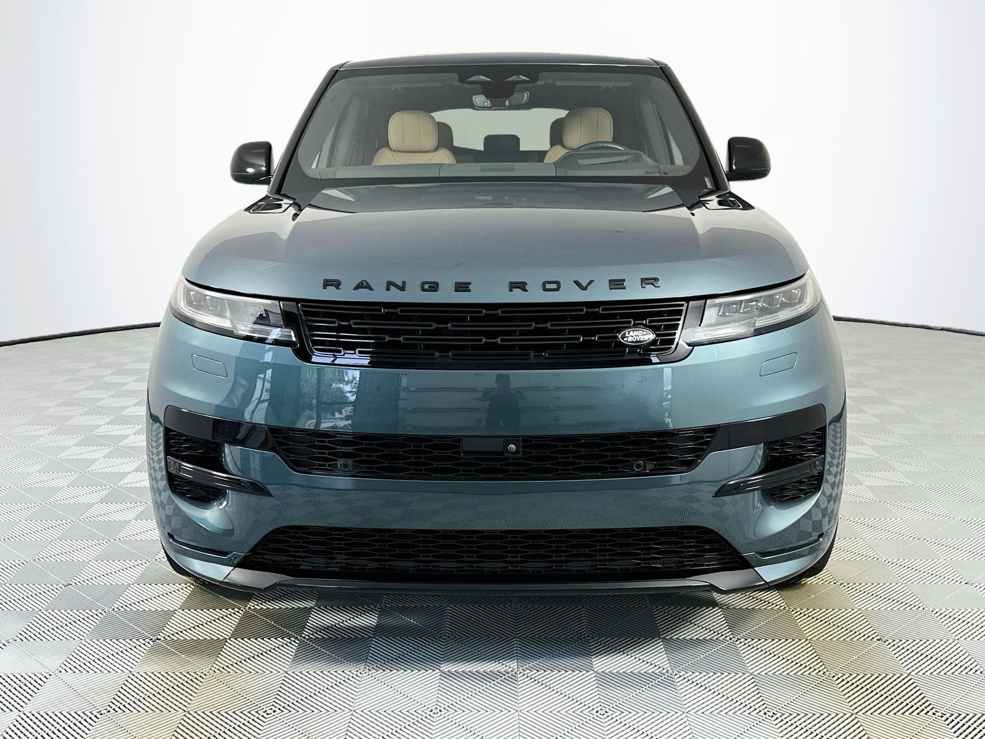 2025 Land Rover Range Rover Sport Plug-in Hybrid Dynamic SE