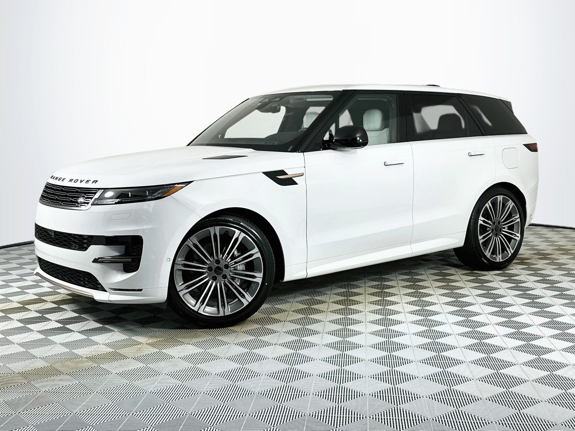 2026 Land Rover Range Rover Sport Plug-in Hybrid Dynamic SE