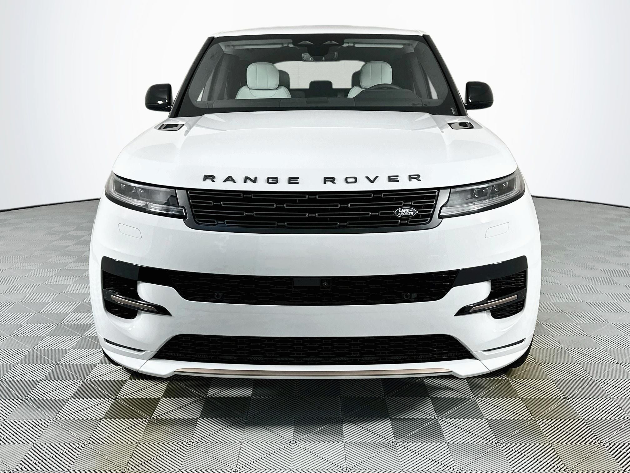 2026 Land Rover Range Rover Sport Plug-in Hybrid Dynamic SE