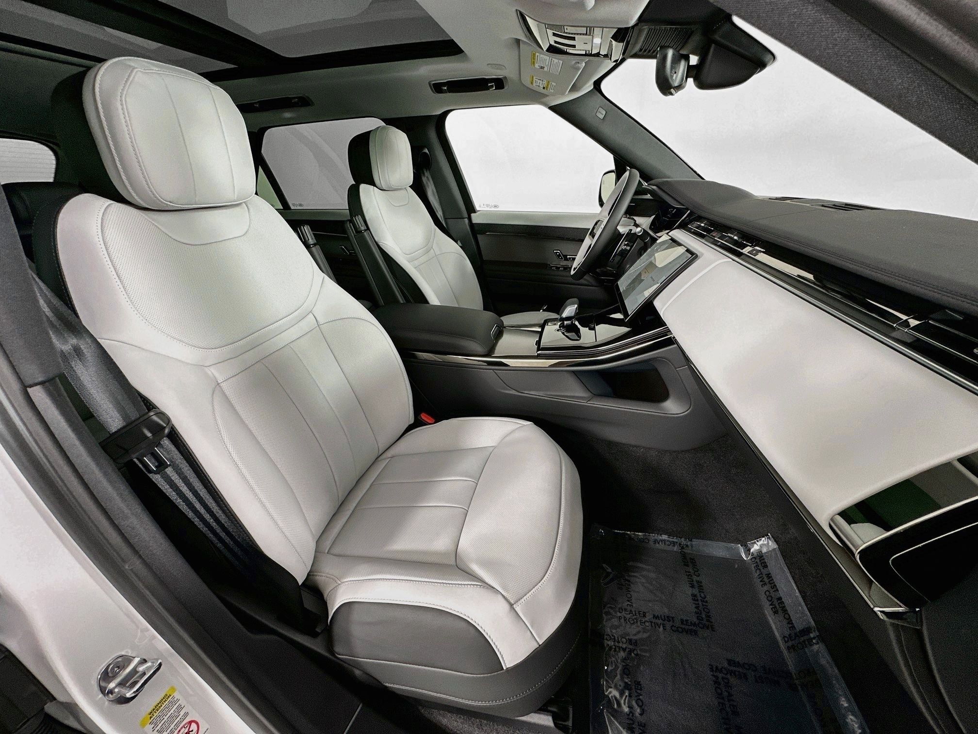 2026 Land Rover Range Rover Sport Plug-in Hybrid Dynamic SE