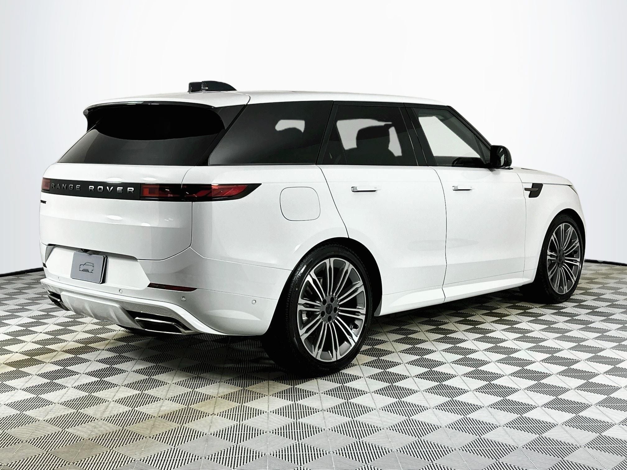 2026 Land Rover Range Rover Sport Plug-in Hybrid Dynamic SE
