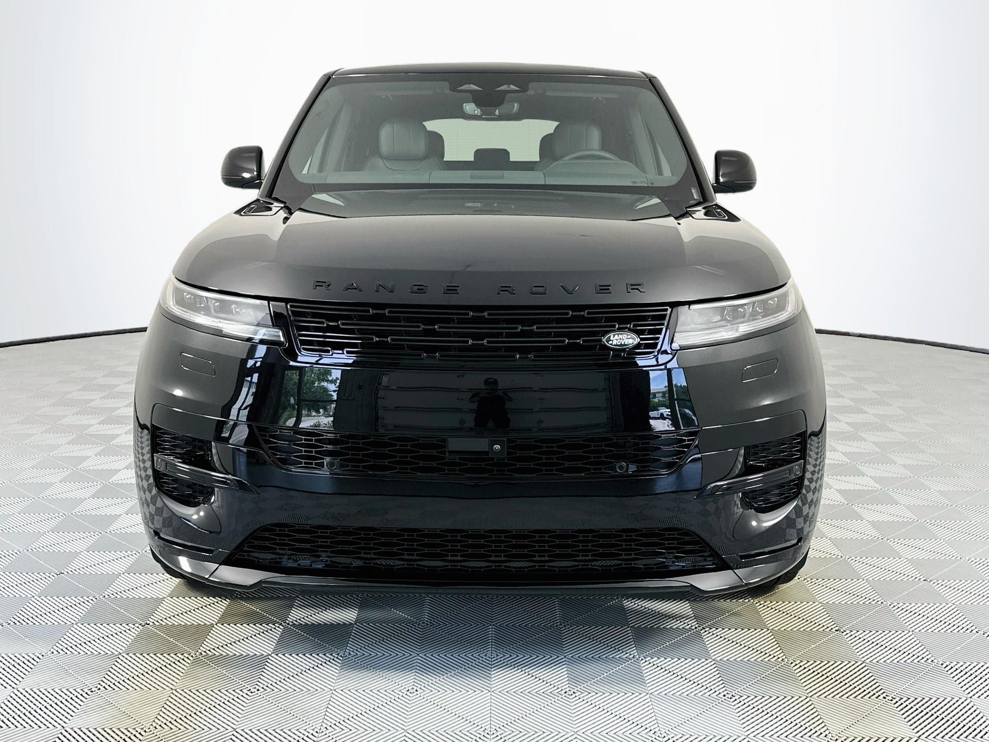 2026 Land Rover Range Rover Sport Plug-in Hybrid Dynamic SE