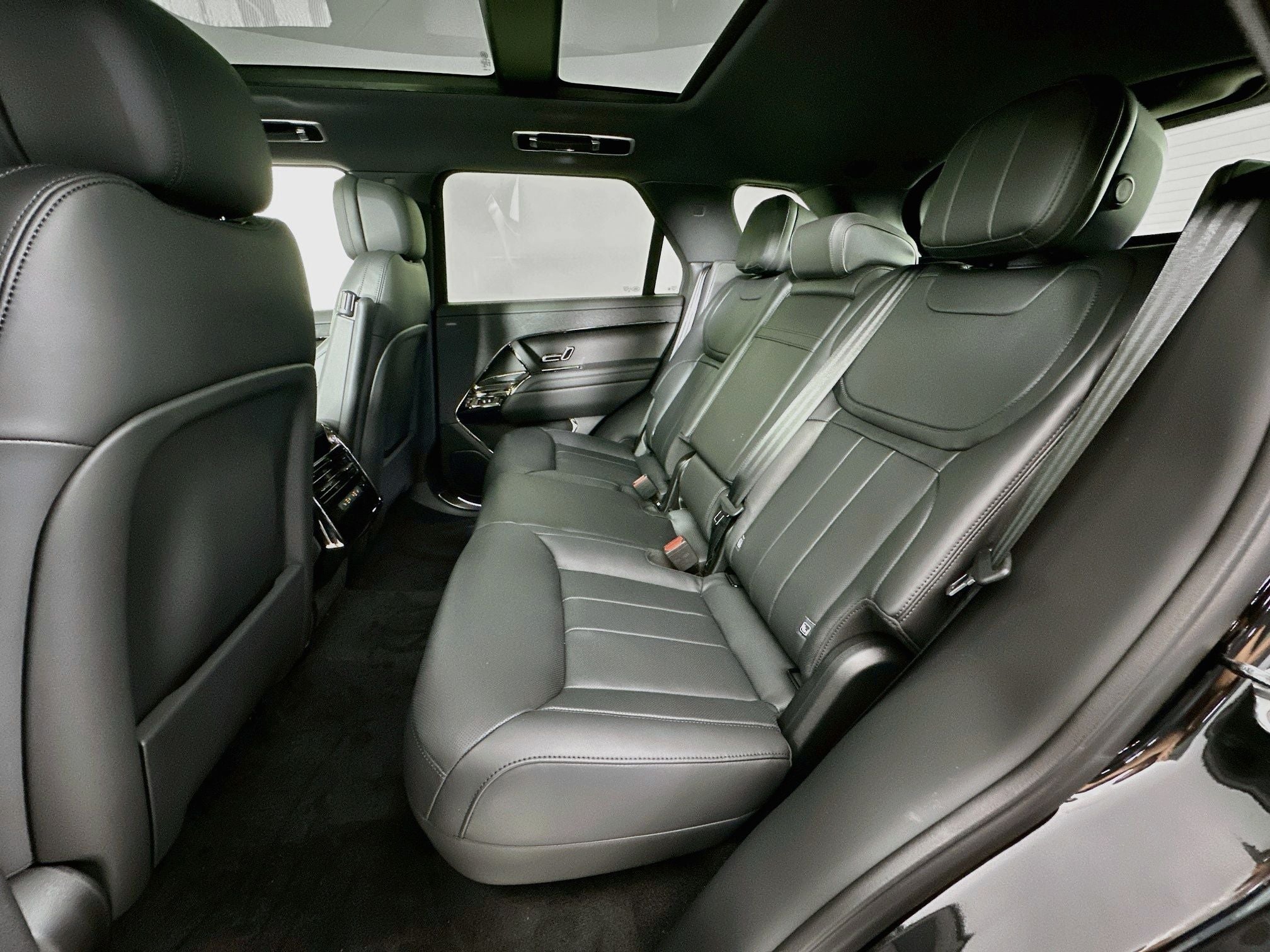 2026 Land Rover Range Rover Sport Plug-in Hybrid Dynamic SE
