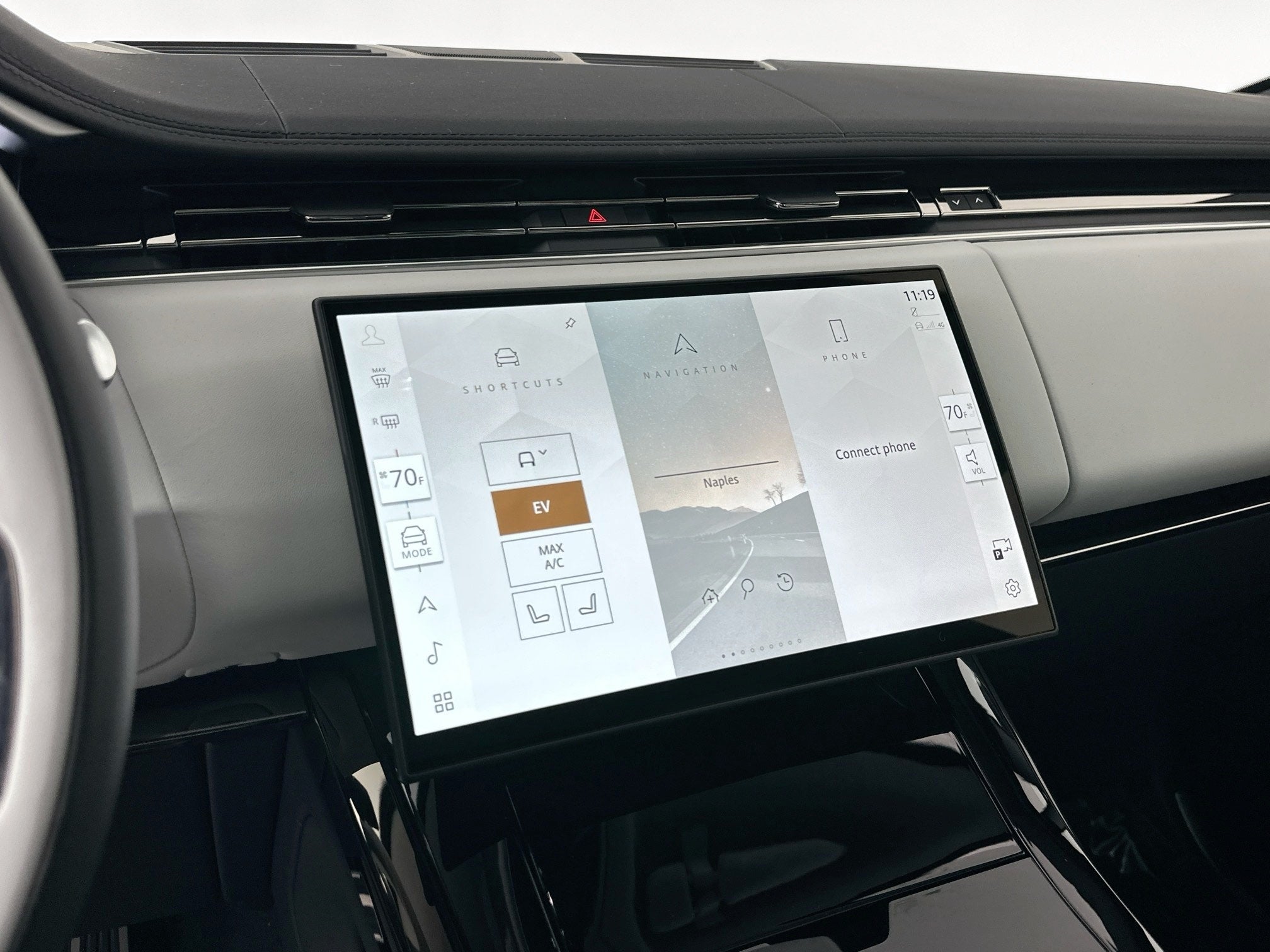 2026 Land Rover Range Rover Sport Plug-in Hybrid Dynamic SE