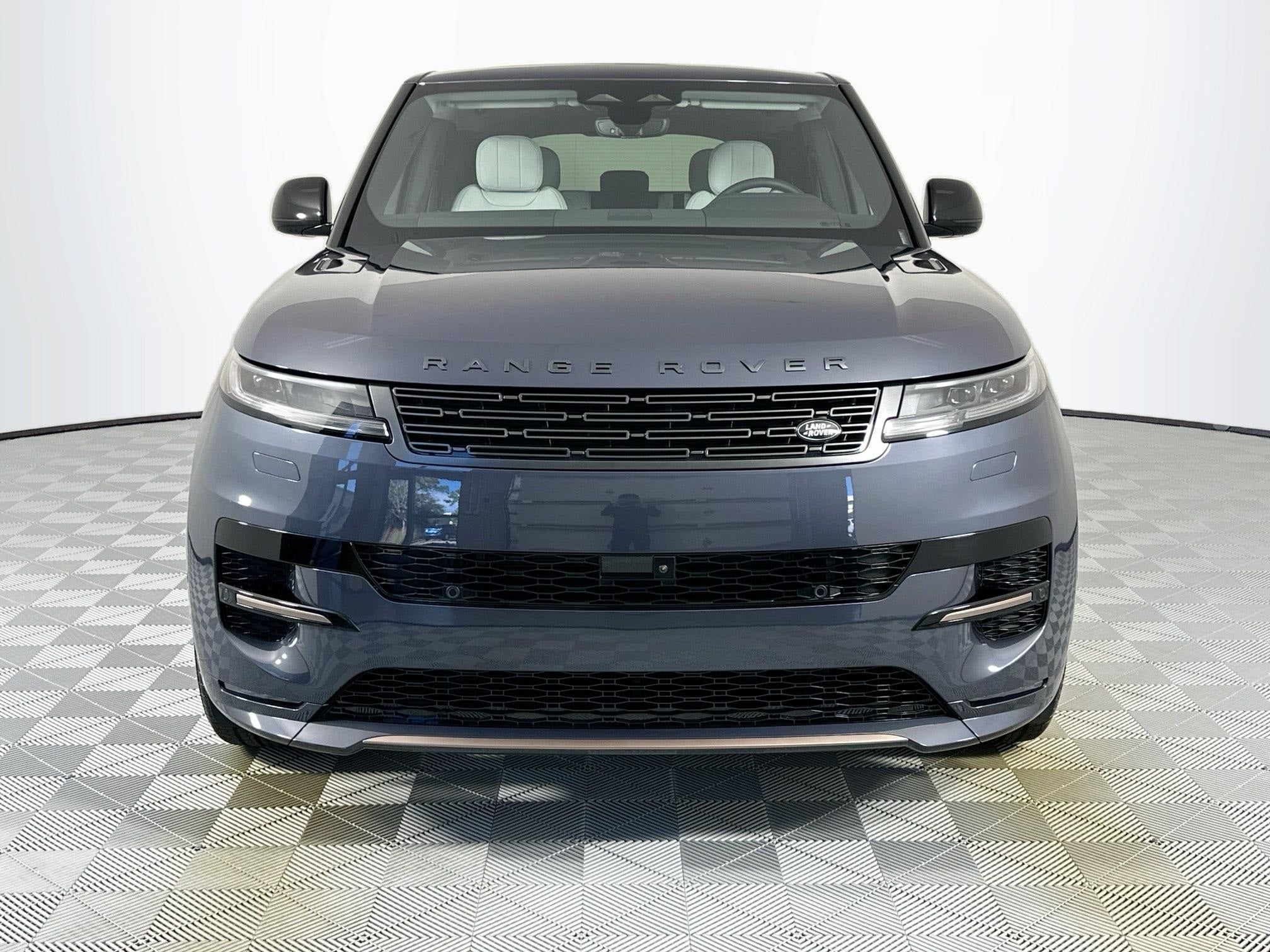 2026 Land Rover Range Rover Sport Plug-in Hybrid Dynamic SE