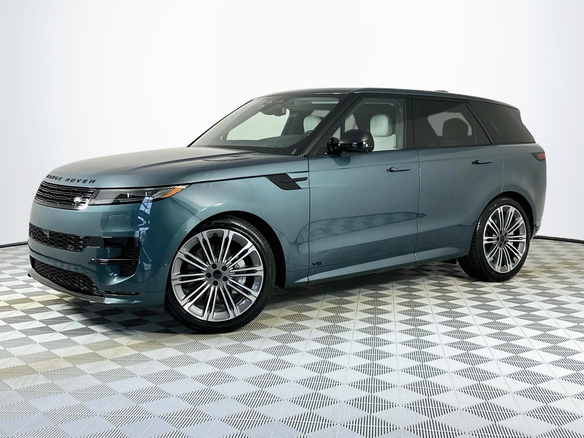 2026 Land Rover Range Rover Sport Dynamic SE