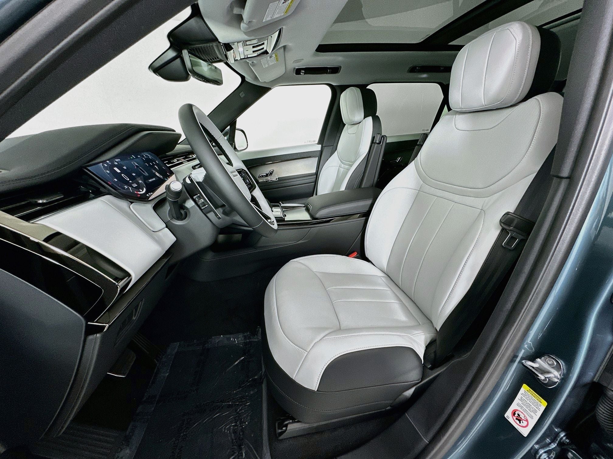 2026 Land Rover Range Rover Sport Dynamic SE
