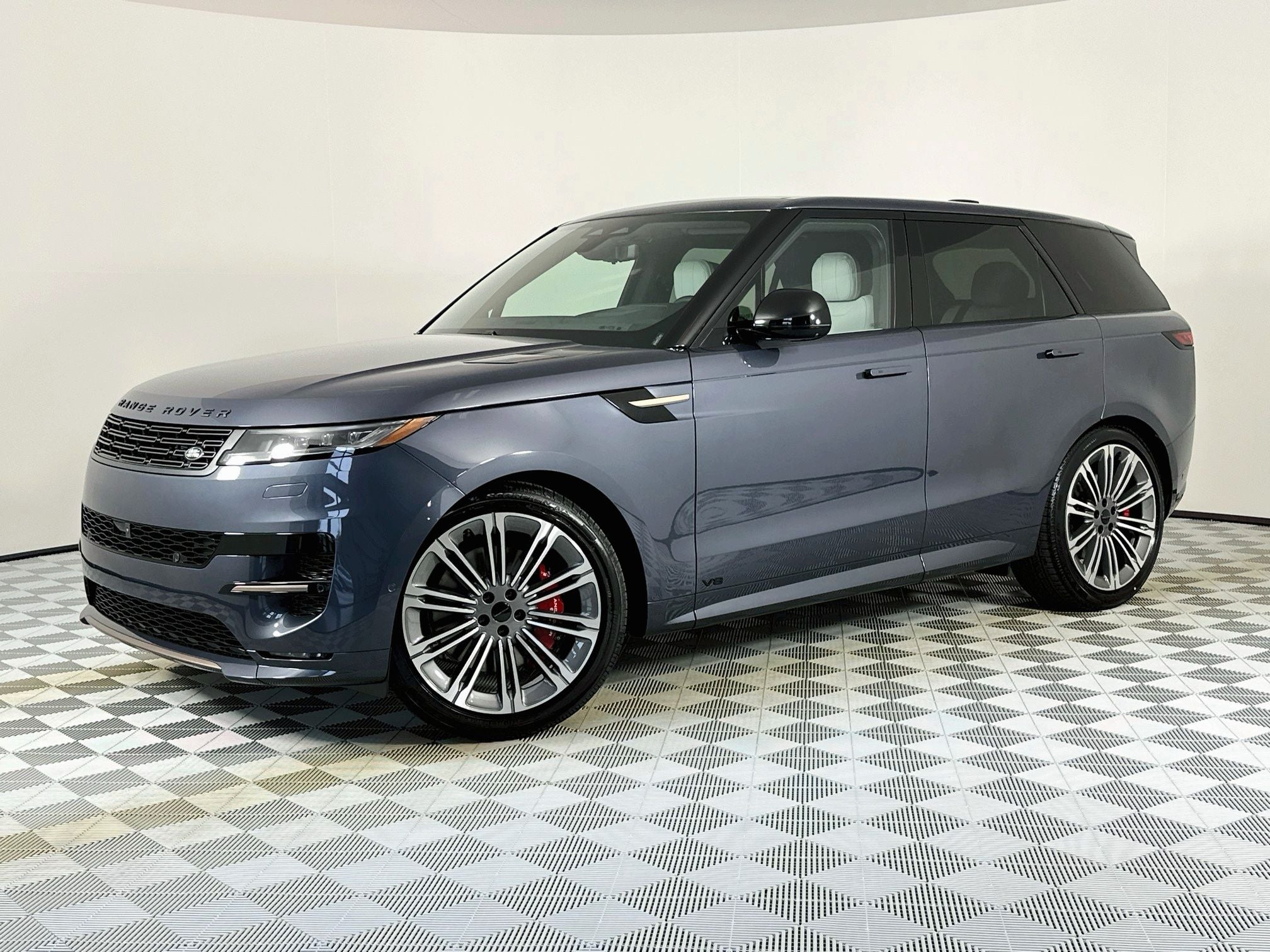 2026 Land Rover Range Rover Sport Dynamic SE