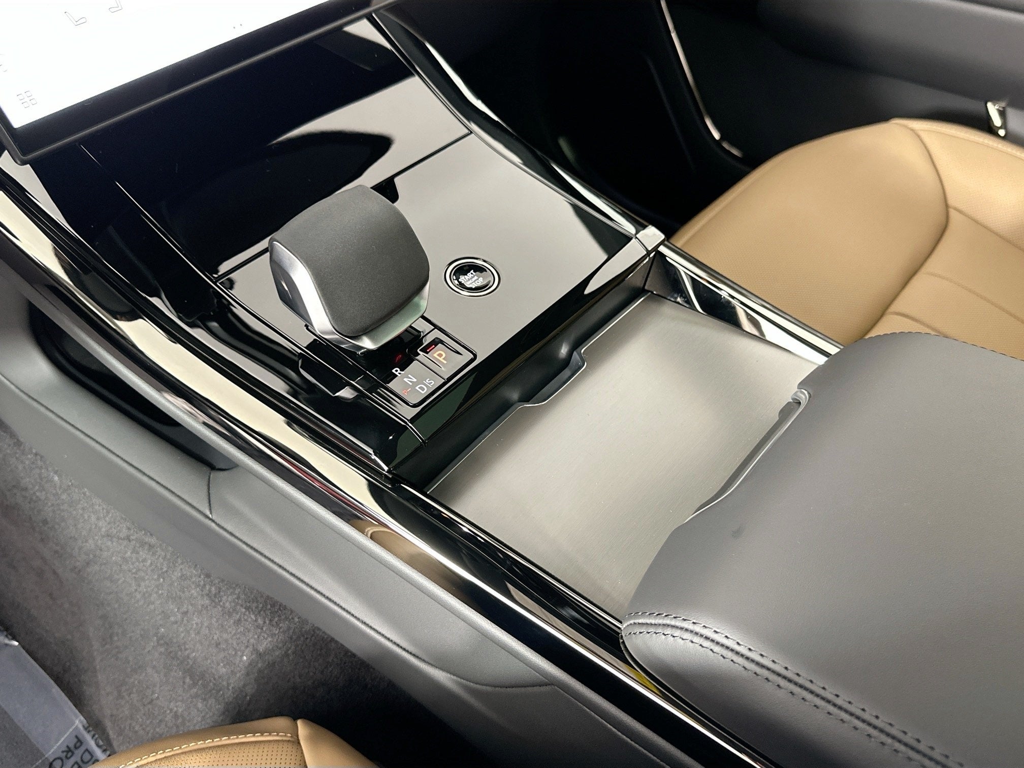 2025 Land Rover Range Rover Sport Dynamic SE