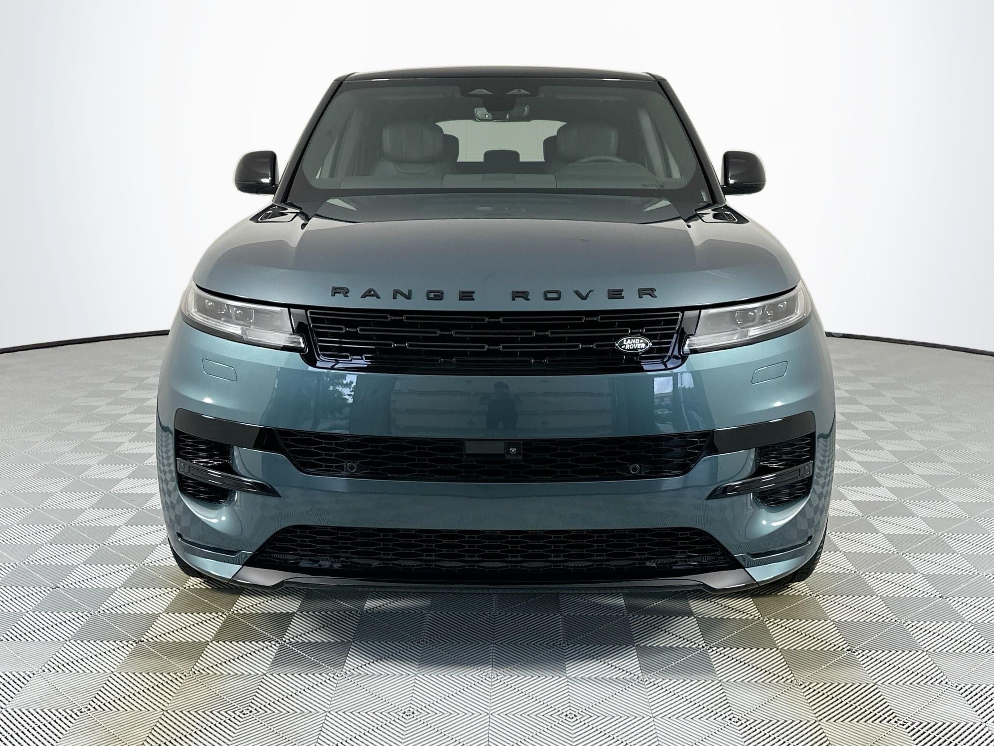 2026 Land Rover Range Rover Sport Dynamic SE