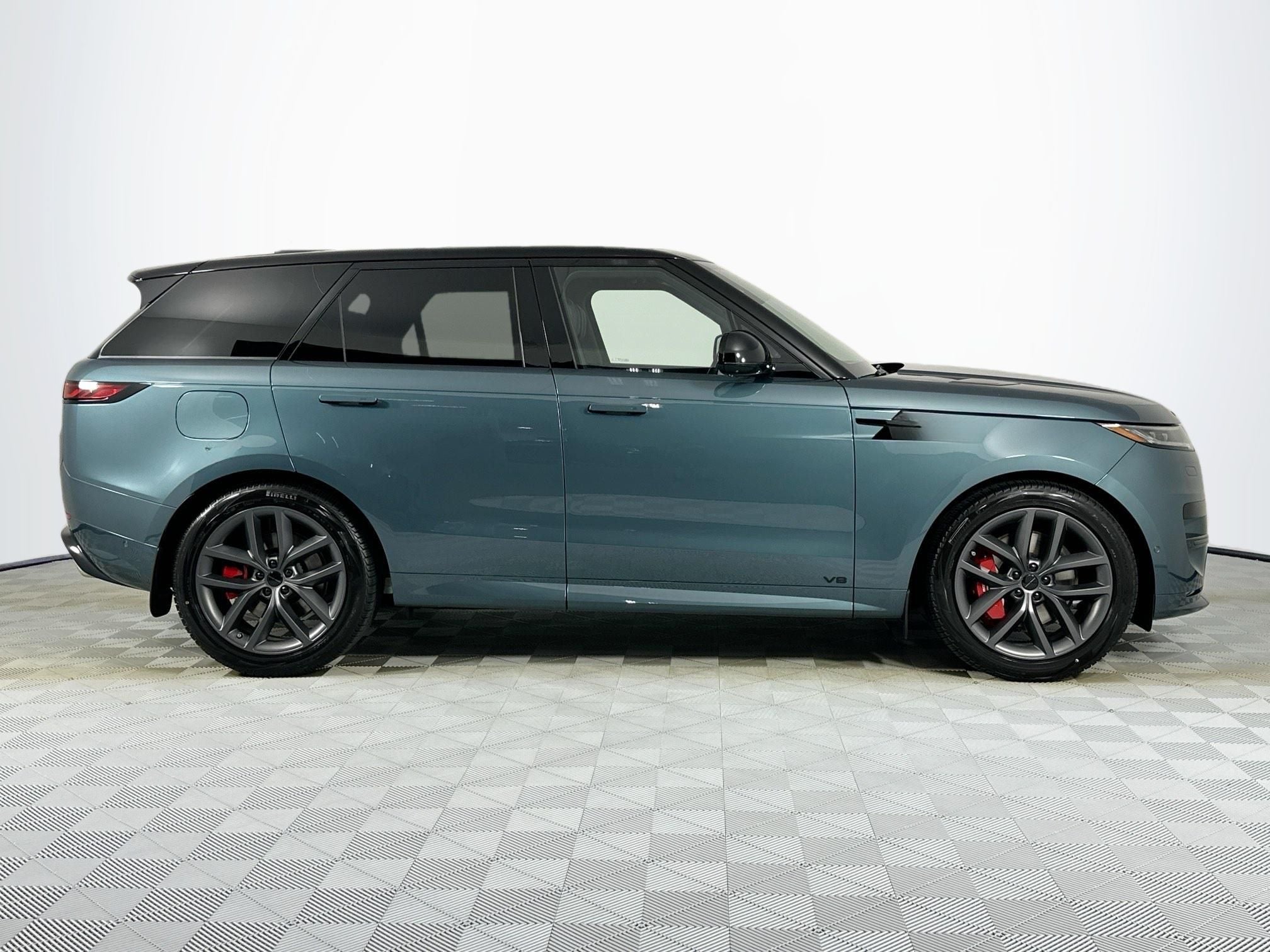 2026 Land Rover Range Rover Sport Dynamic SE