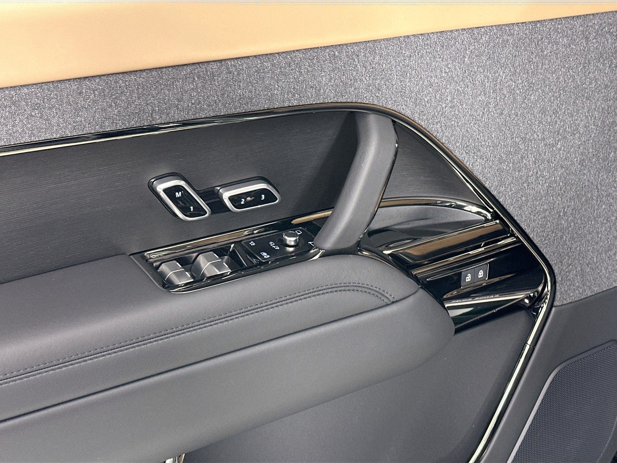 2026 Land Rover Range Rover Sport Dynamic SE