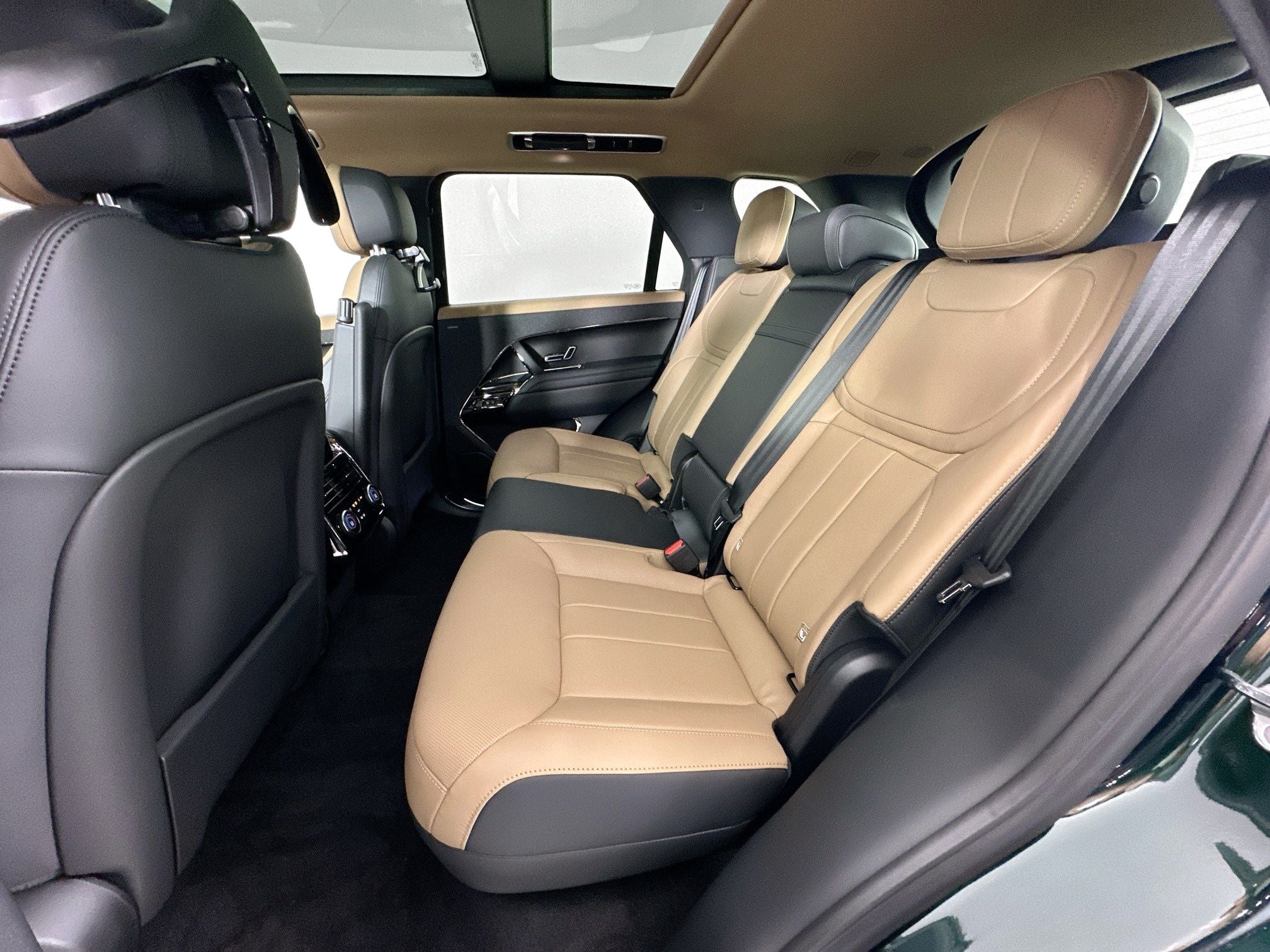 2026 Land Rover Range Rover Sport Dynamic SE
