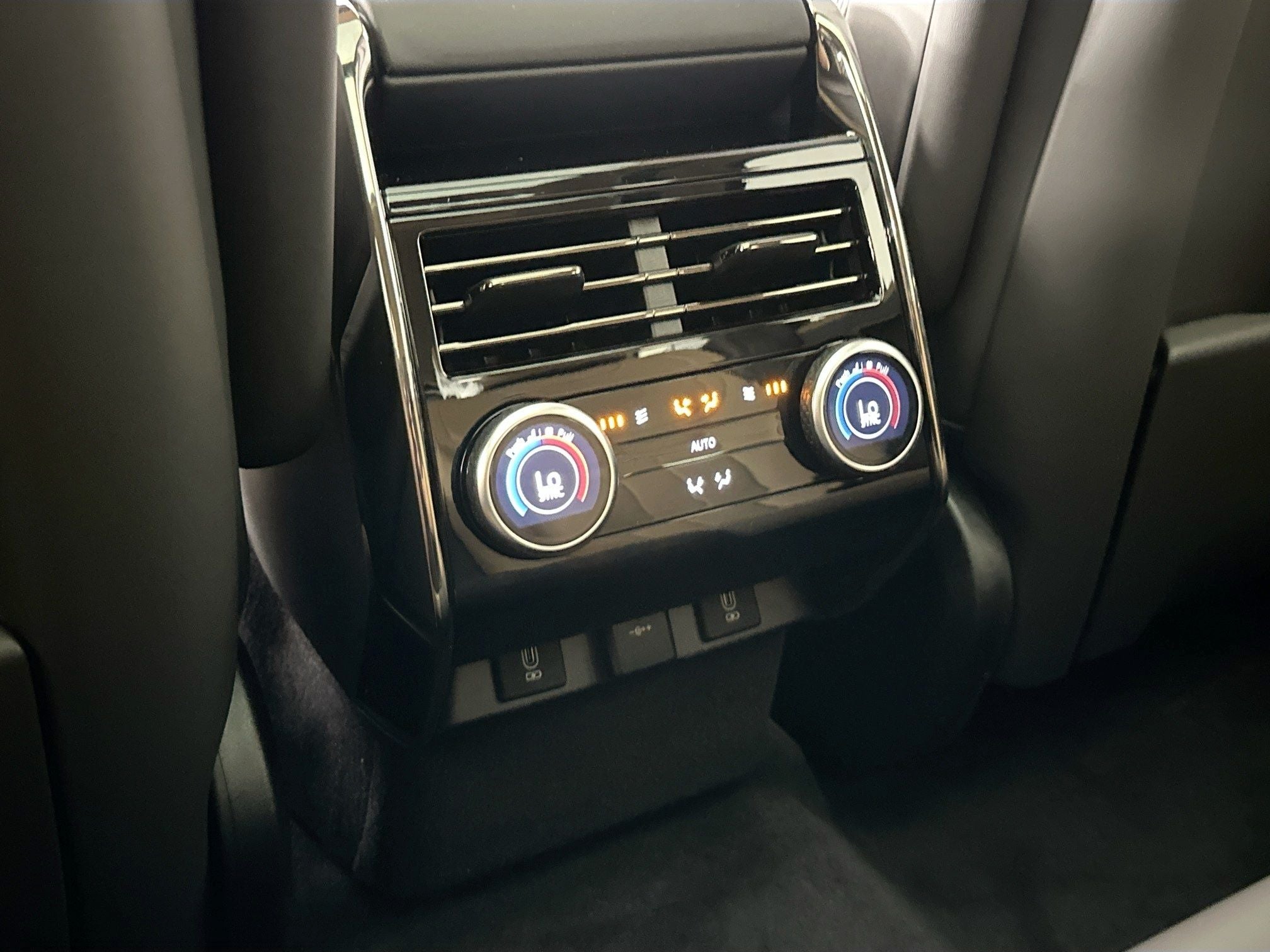 2026 Land Rover Range Rover Sport Dynamic SE