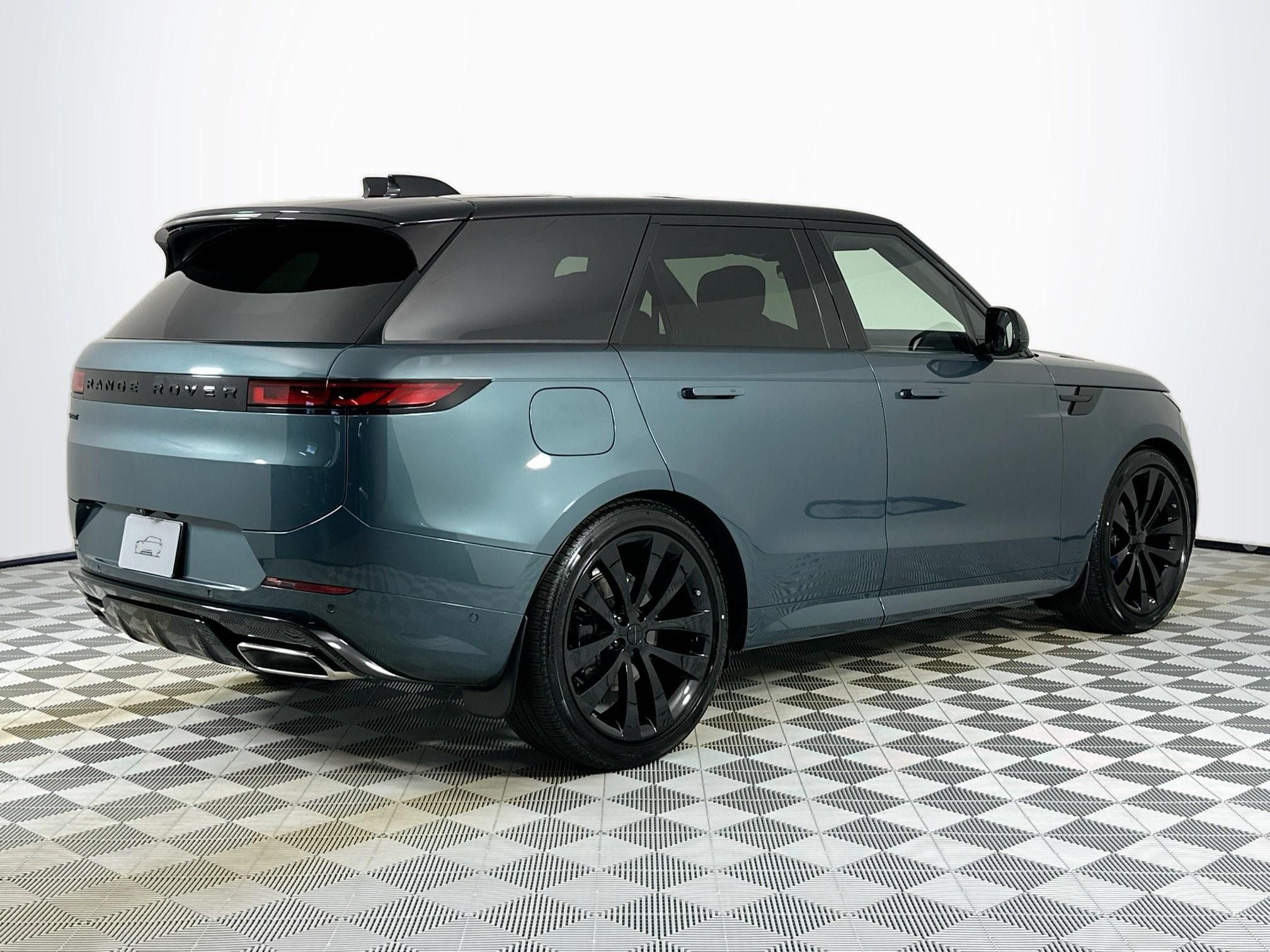 2026 Land Rover Range Rover Sport Dynamic SE