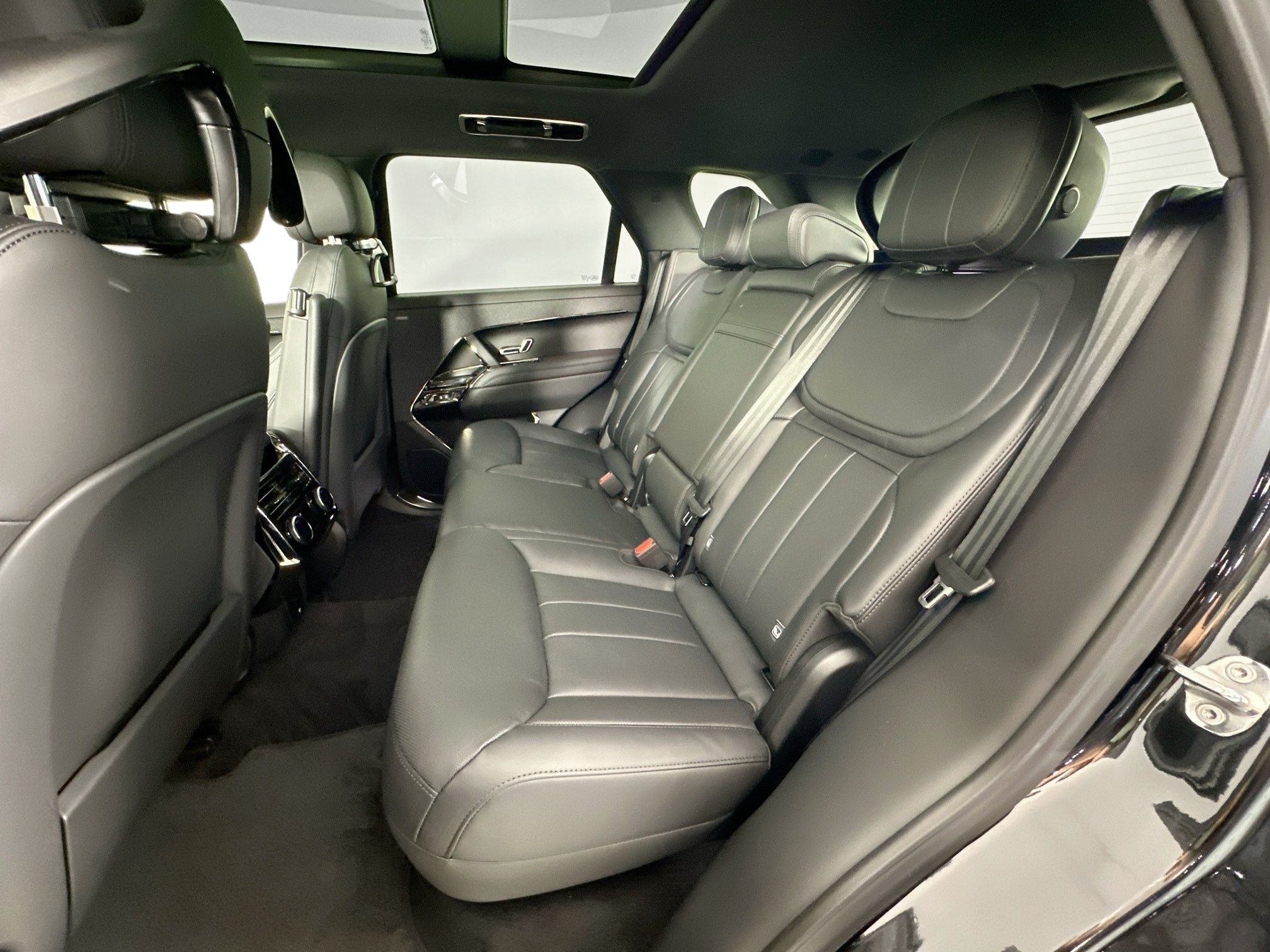 2026 Land Rover Range Rover Sport Dynamic SE