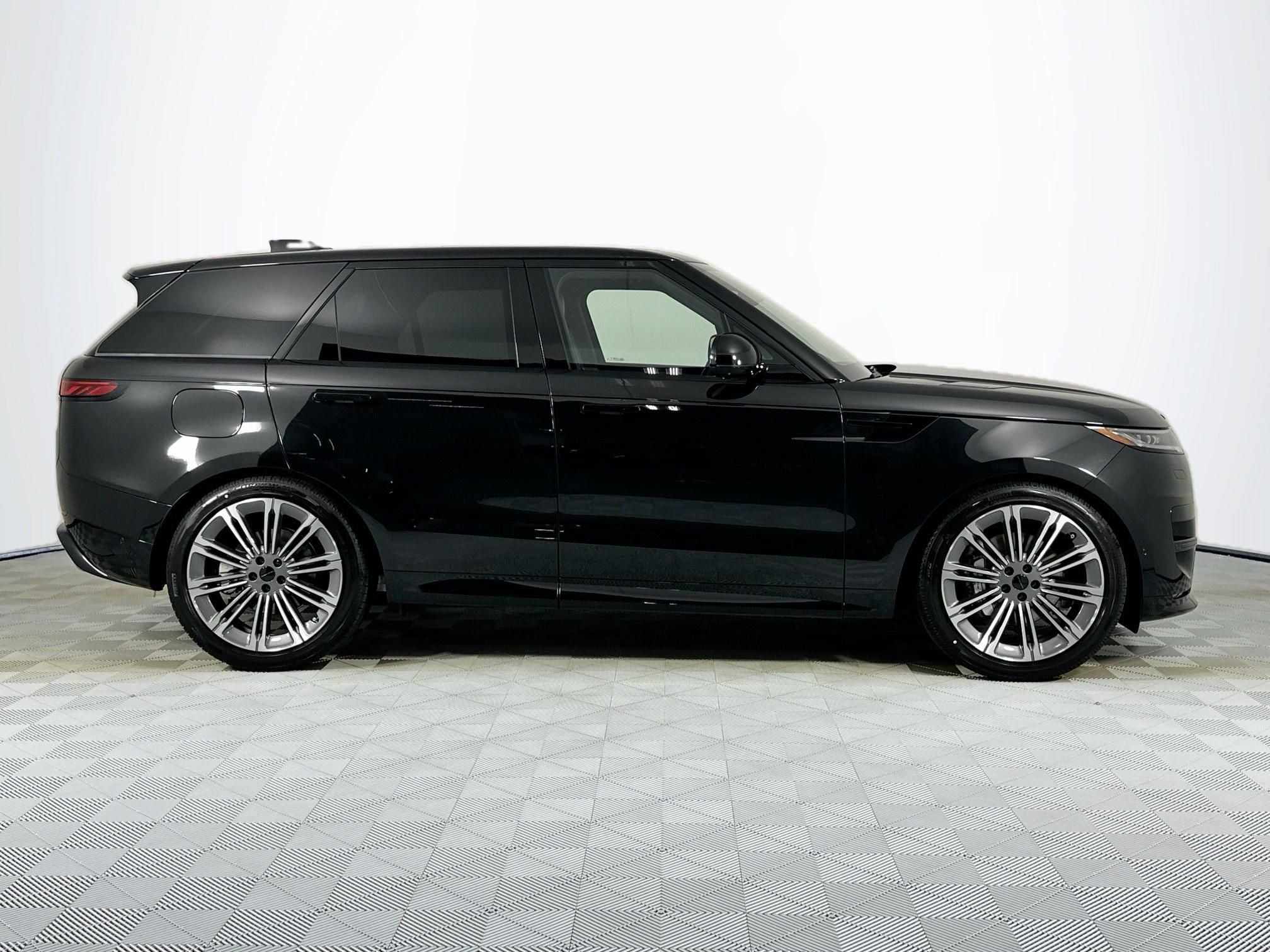 2026 Land Rover Range Rover Sport Dynamic SE