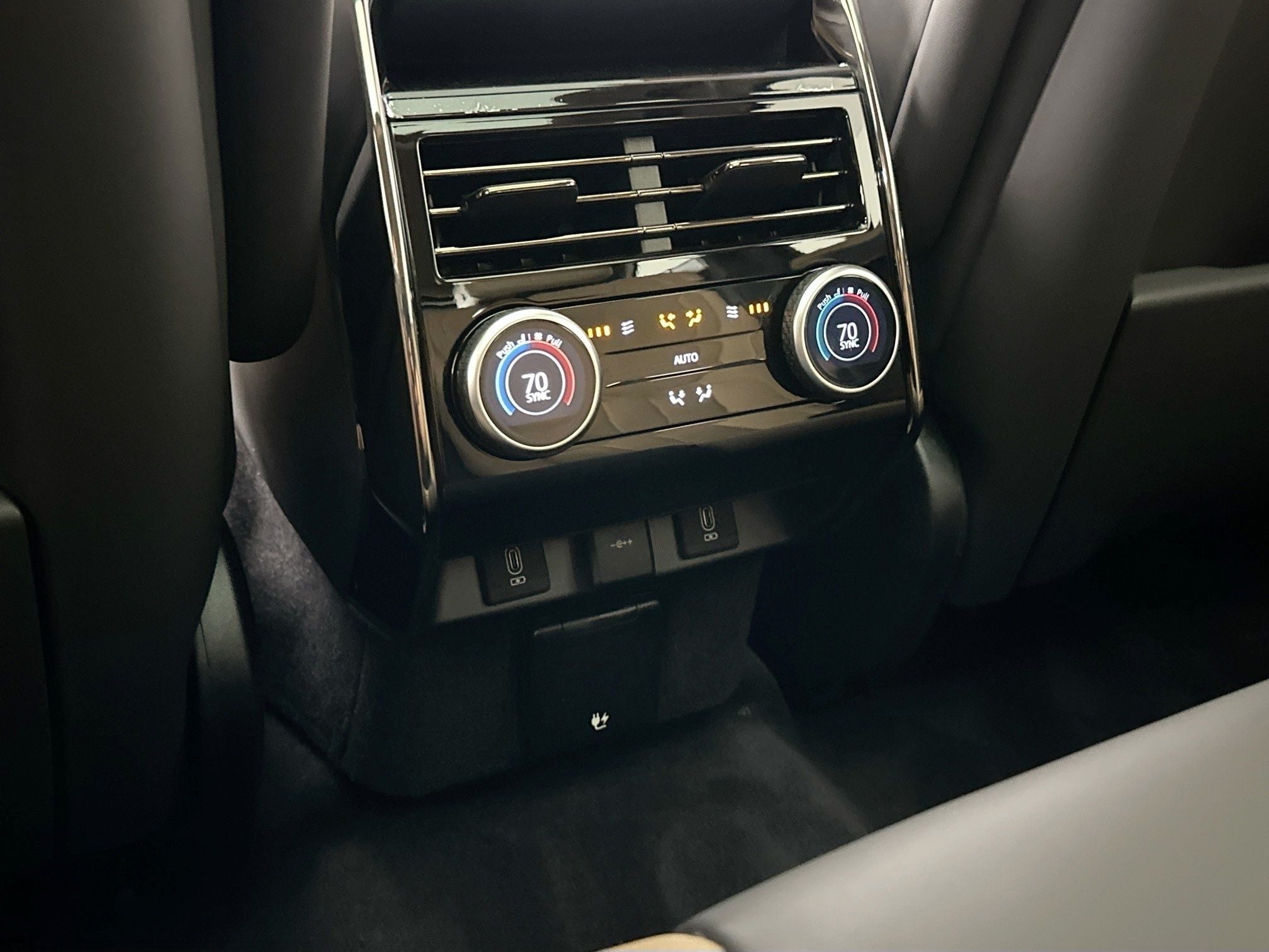 2026 Land Rover Range Rover Sport Dynamic SE