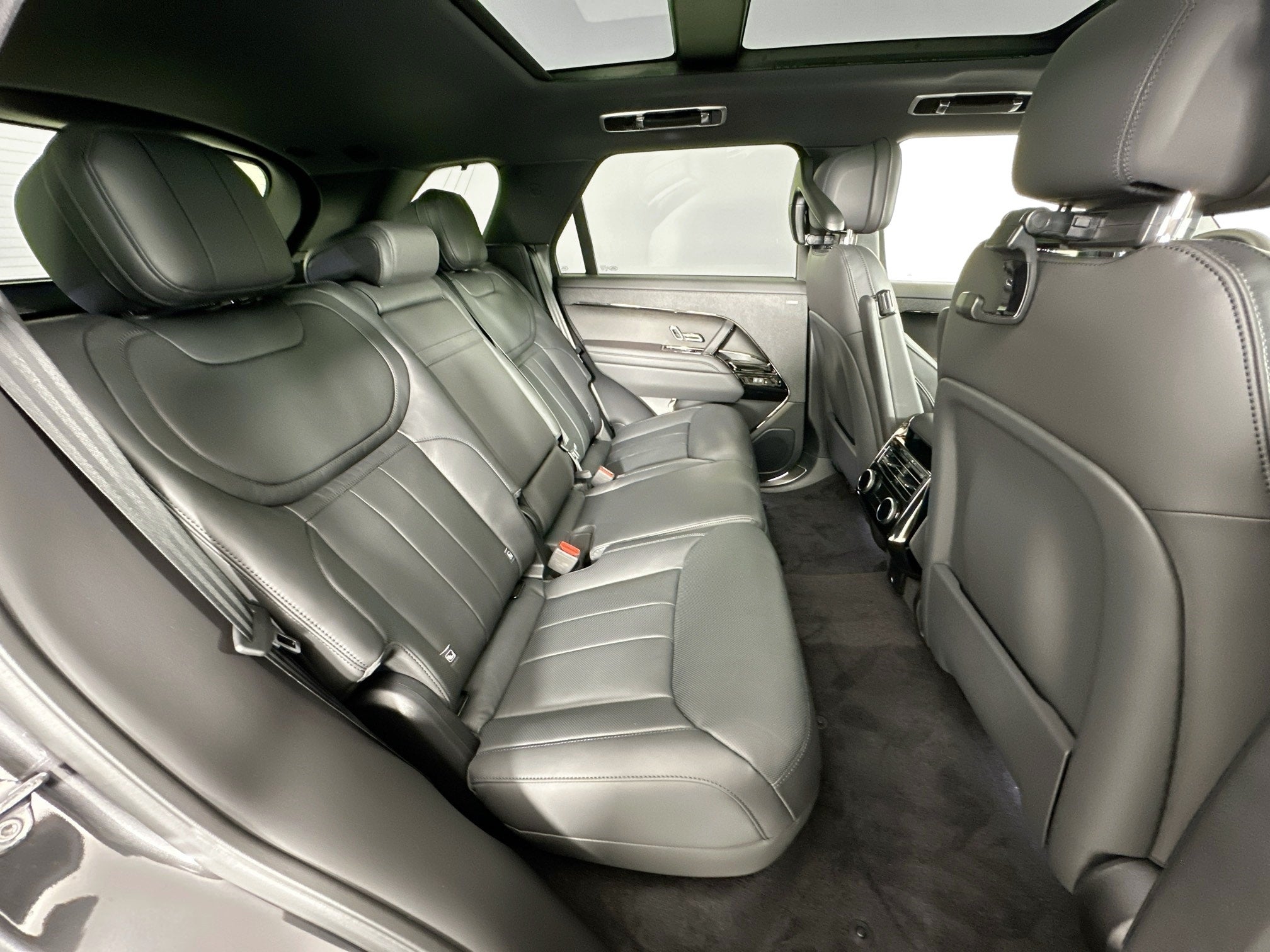 2026 Land Rover Range Rover Sport Dynamic SE