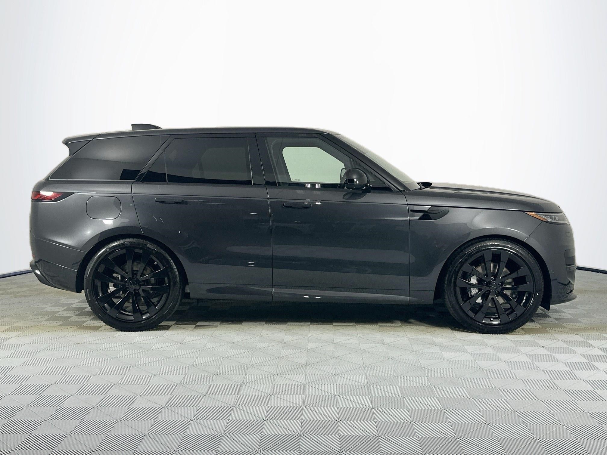 2026 Land Rover Range Rover Sport Dynamic SE