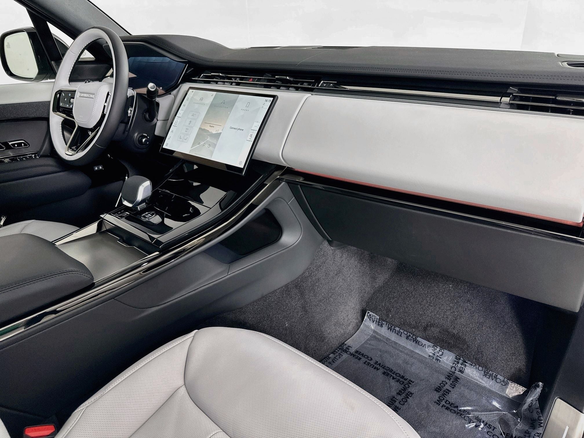 2026 Land Rover Range Rover Sport Dynamic SE