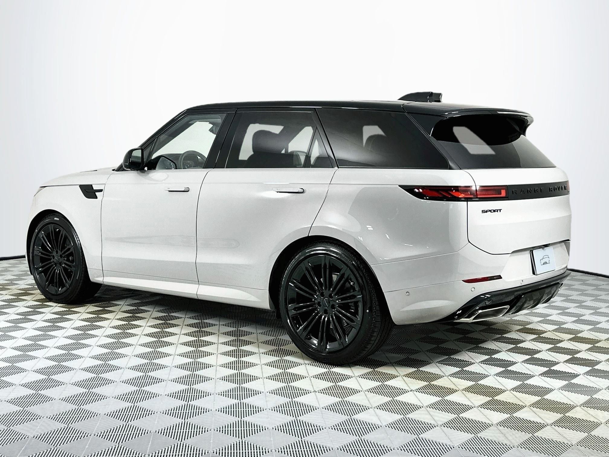 2026 Land Rover Range Rover Sport Dynamic SE
