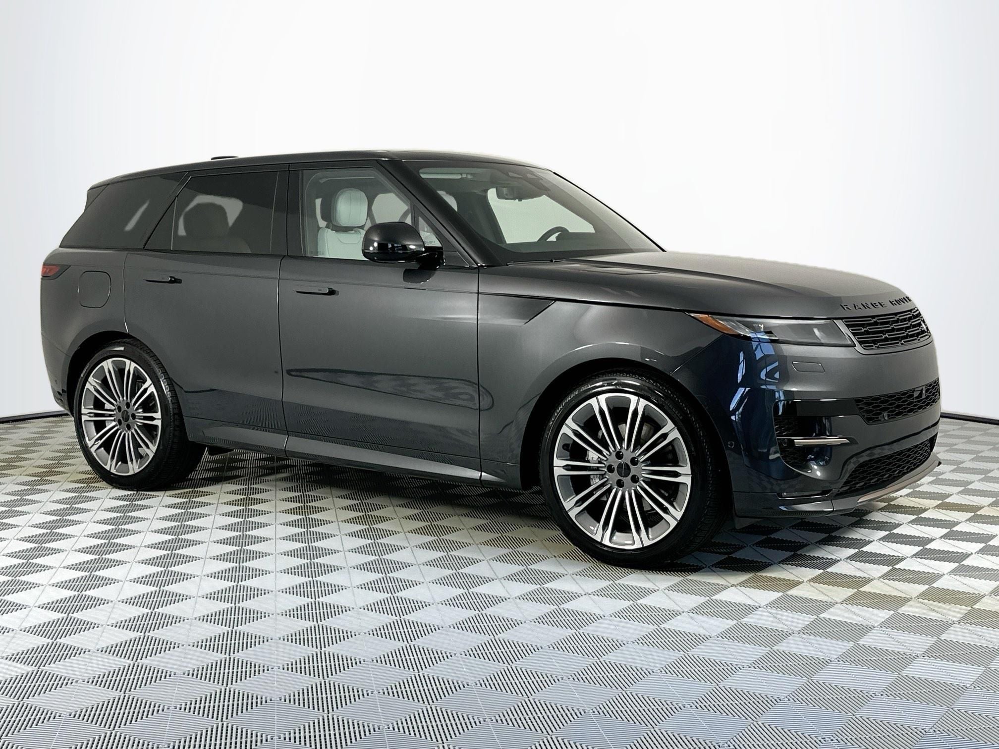 2026 Land Rover Range Rover Sport Dynamic SE