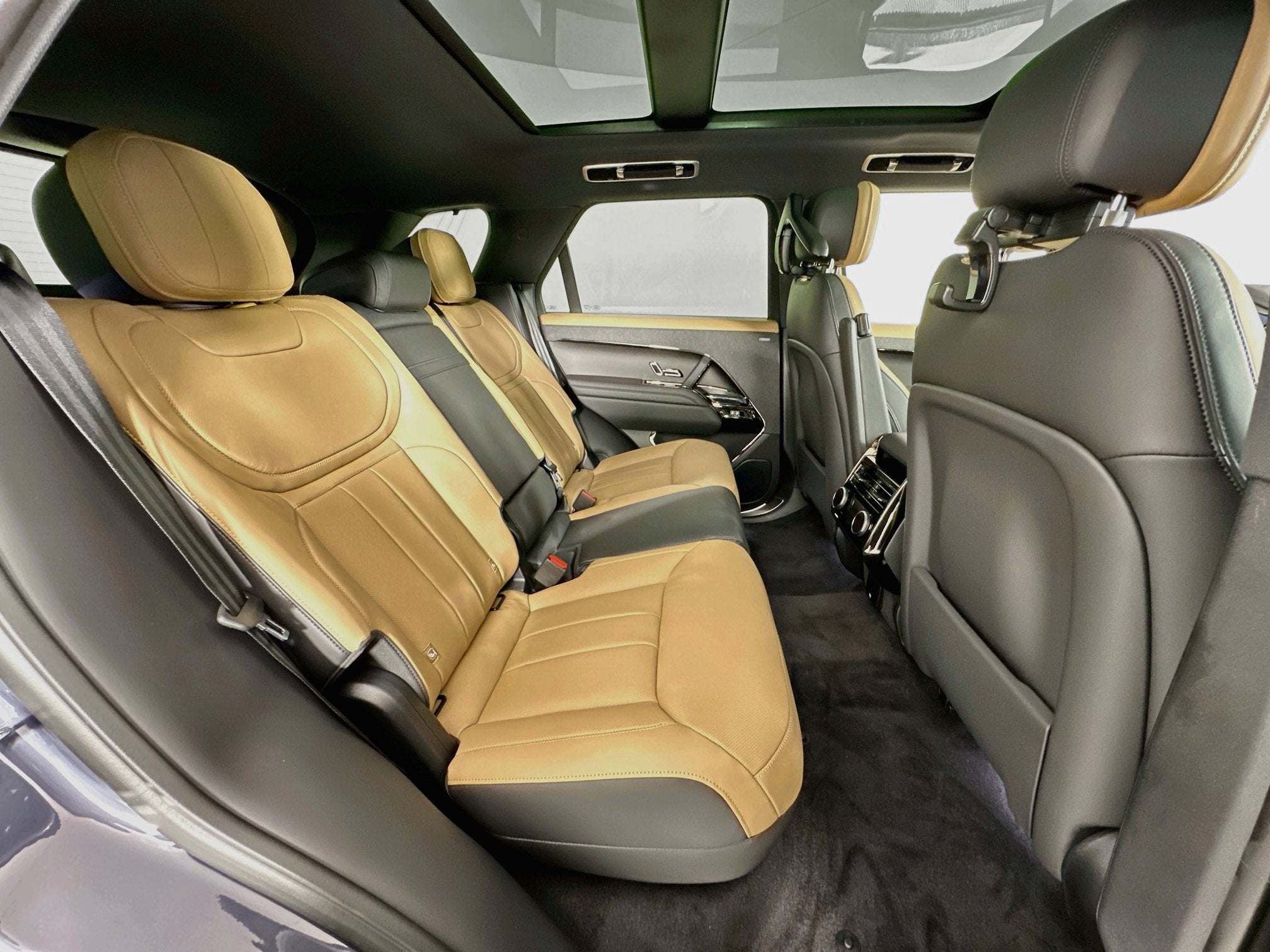 2027 Land Rover Range Rover Sport Dynamic SE