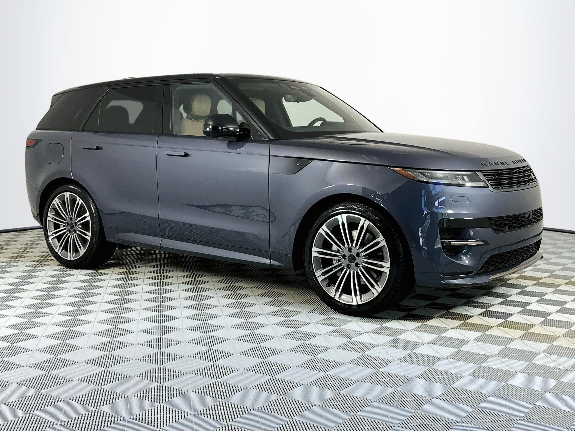 2027 Land Rover Range Rover Sport Dynamic SE
