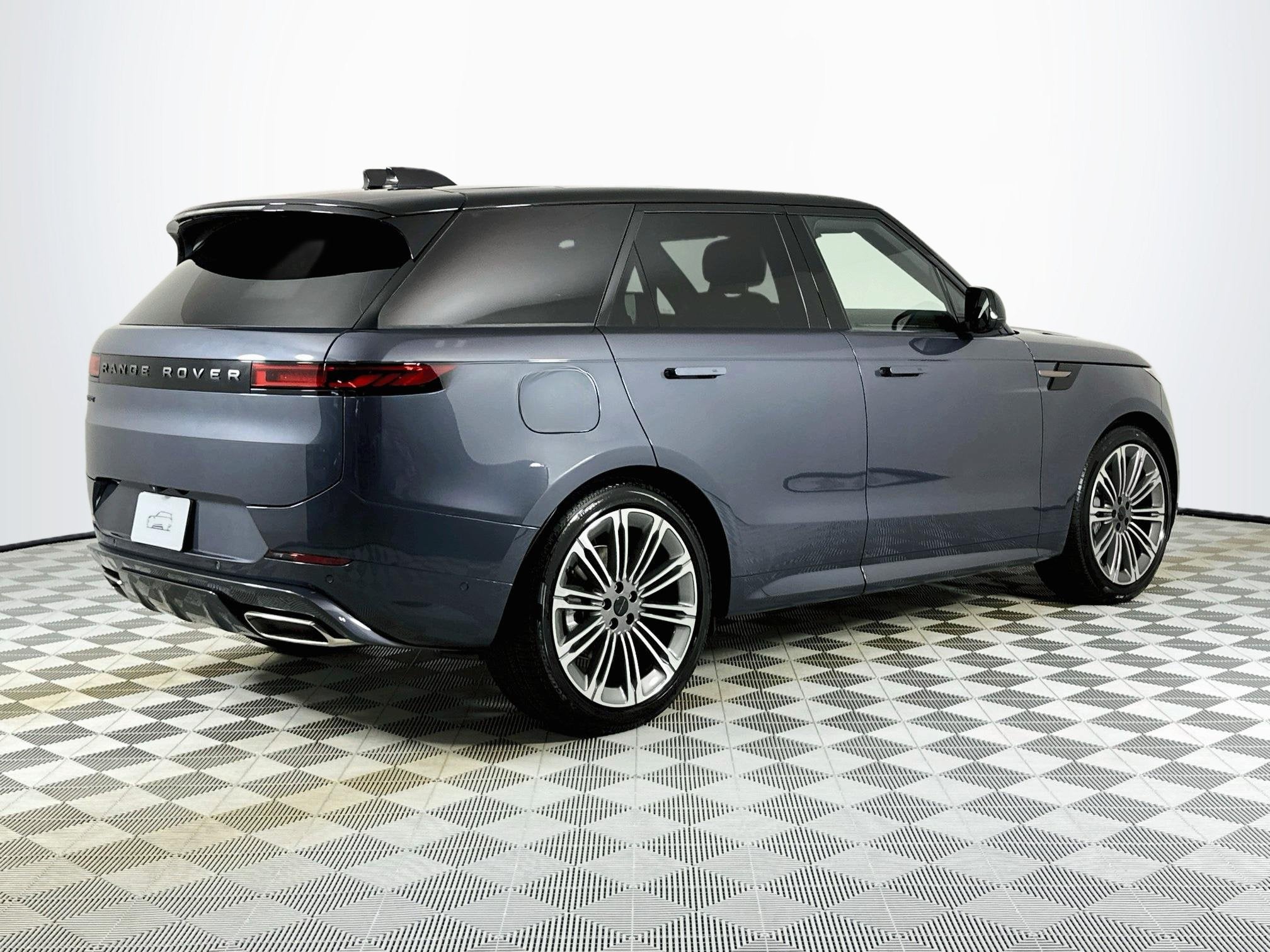 2027 Land Rover Range Rover Sport Dynamic SE