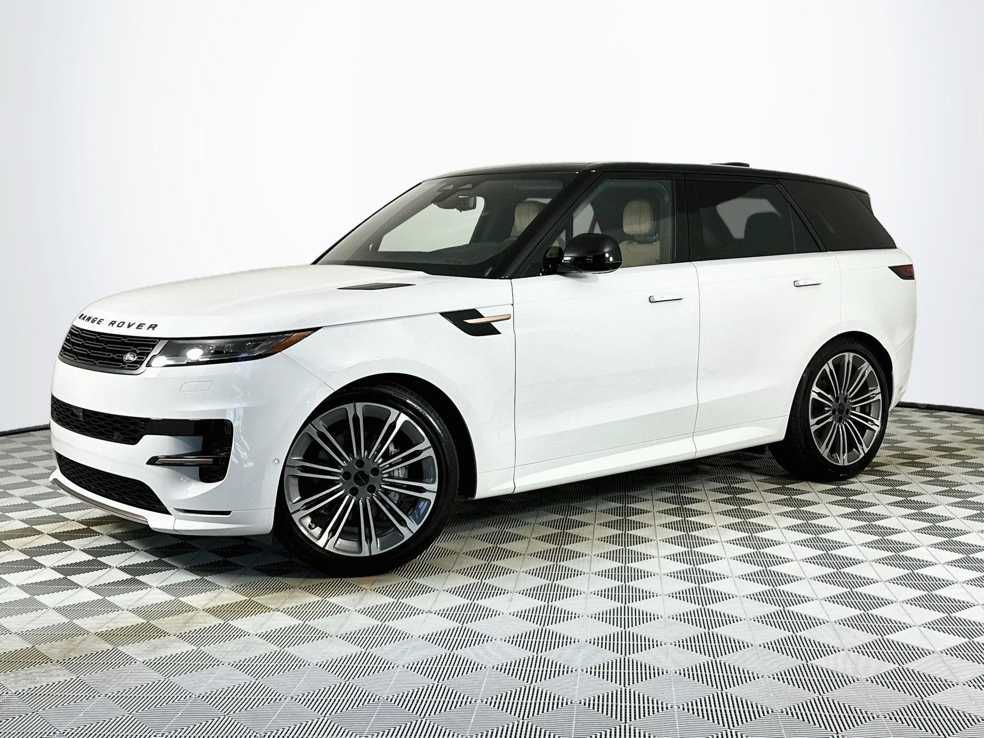 2027 Land Rover Range Rover Sport Dynamic SE