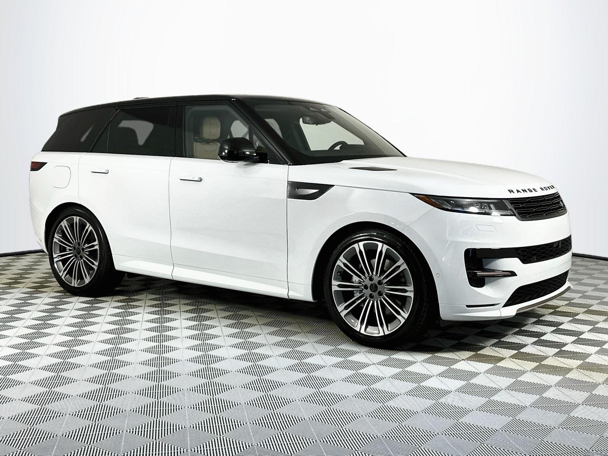 2027 Land Rover Range Rover Sport Dynamic SE