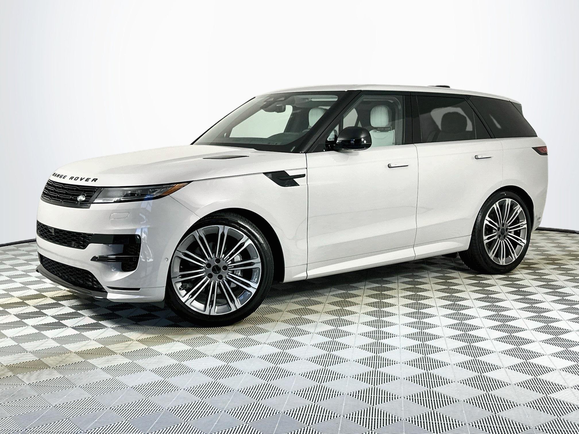 2027 Land Rover Range Rover Sport