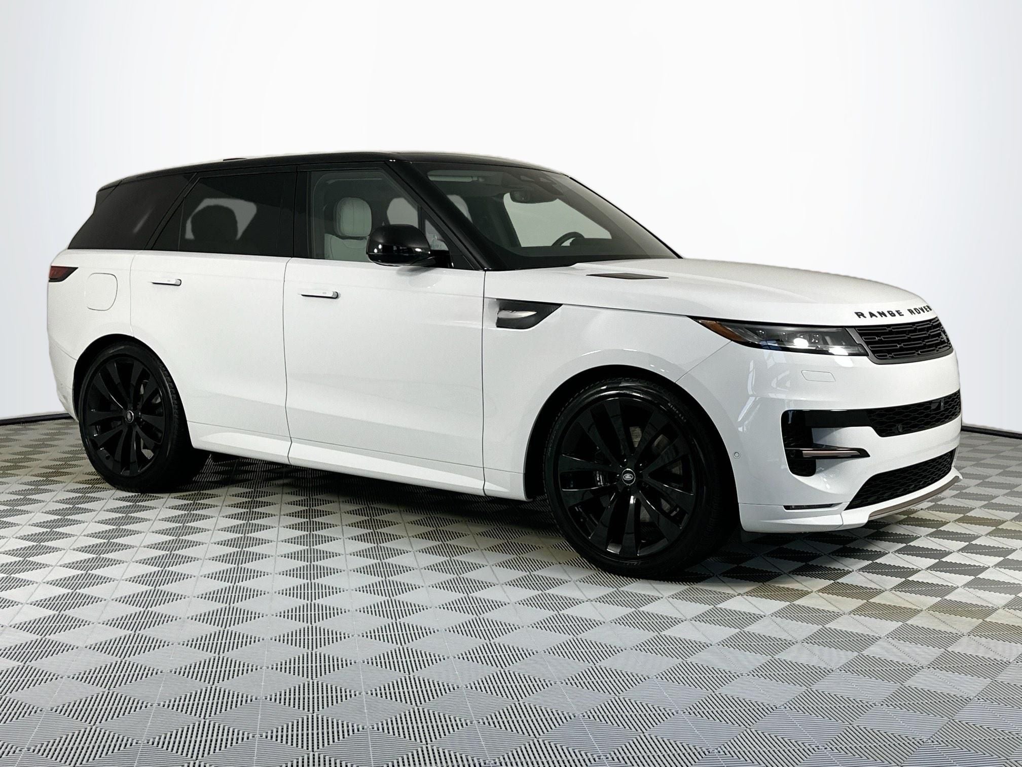 2024 Land Rover Range Rover Sport Dynamic SE