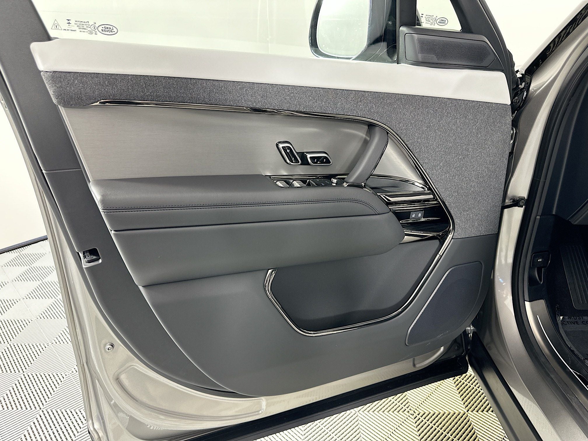 2026 Land Rover Range Rover Sport Dynamic SE