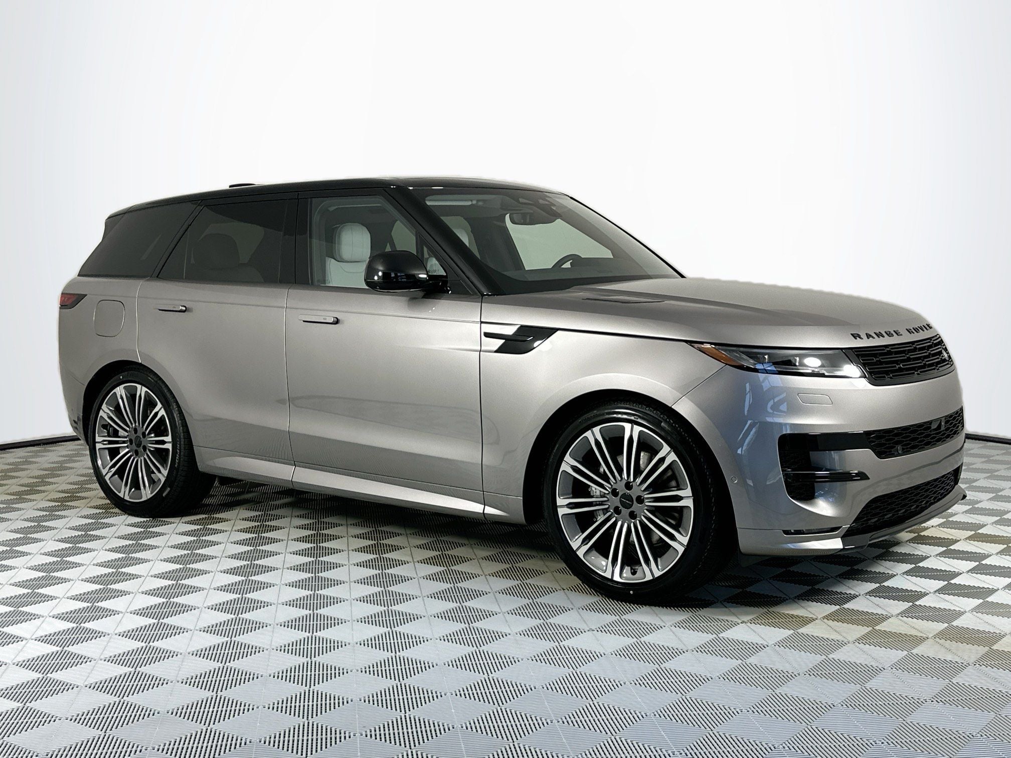 2026 Land Rover Range Rover Sport Dynamic SE
