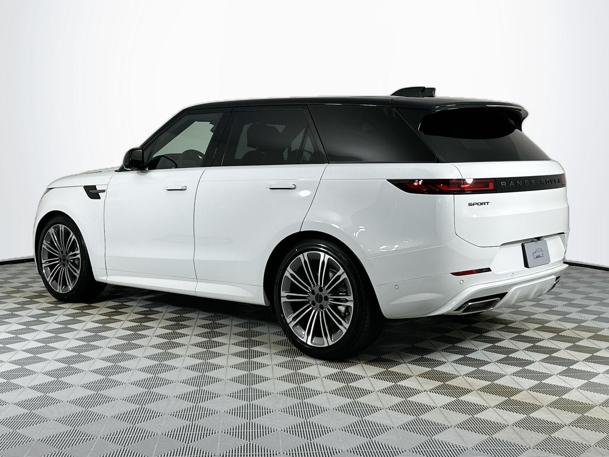 2026 Land Rover Range Rover Sport Dynamic SE
