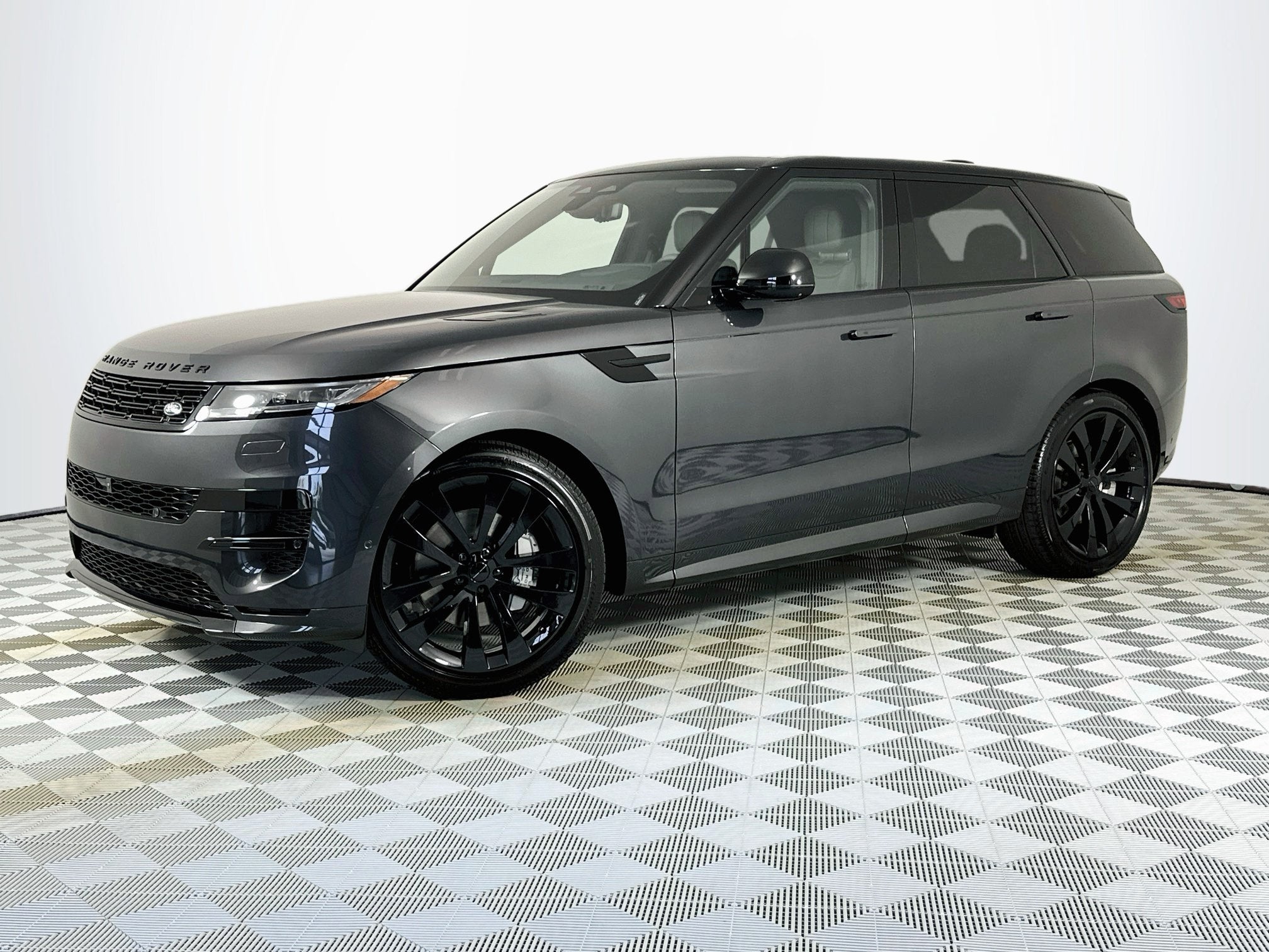 2027 Land Rover Range Rover Sport Dynamic SE