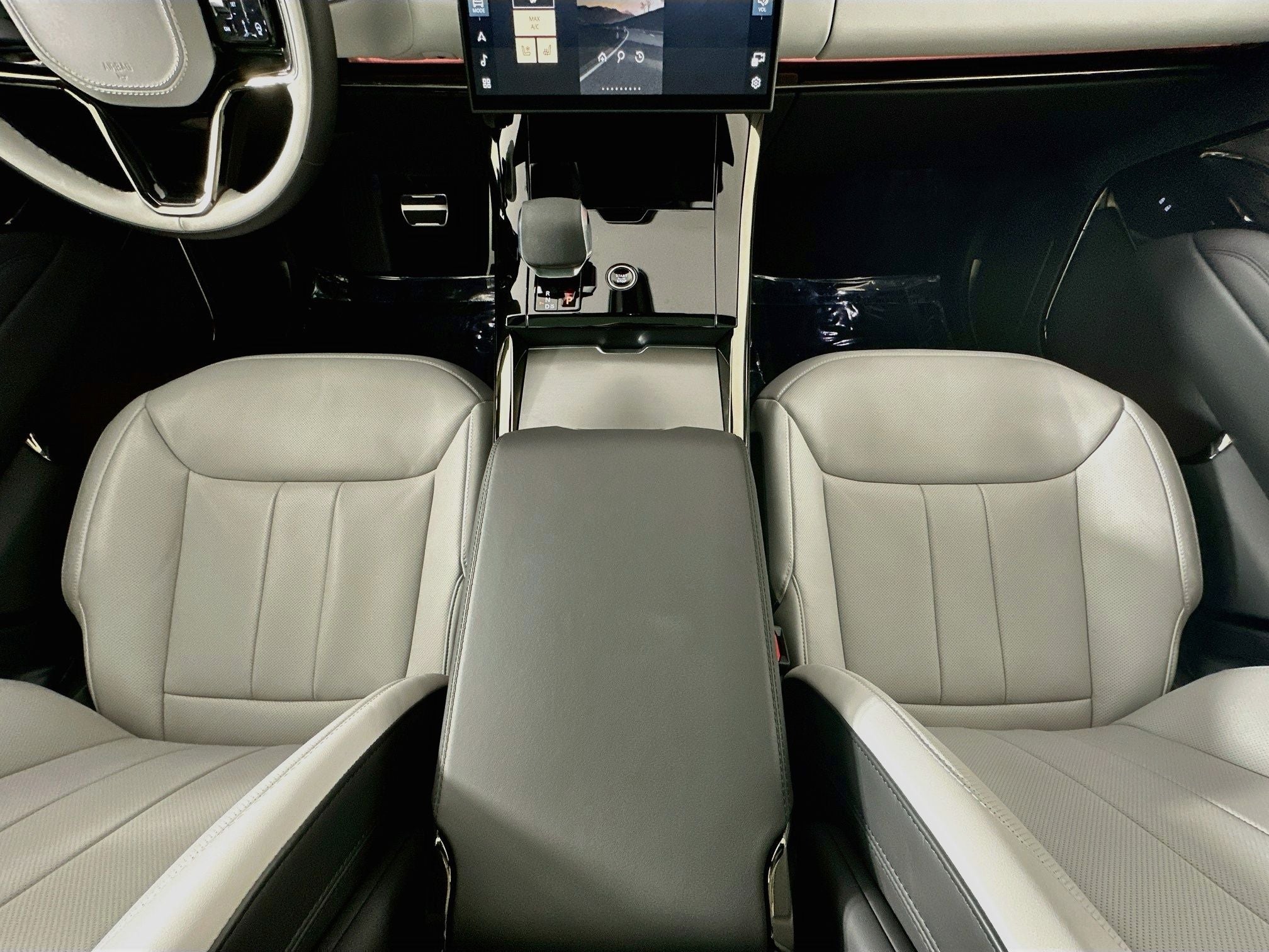 2025 Land Rover Range Rover Sport Dynamic SE