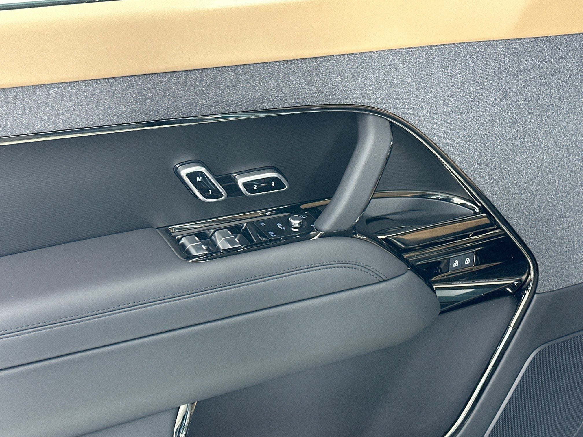 2026 Land Rover Range Rover Sport Dynamic SE