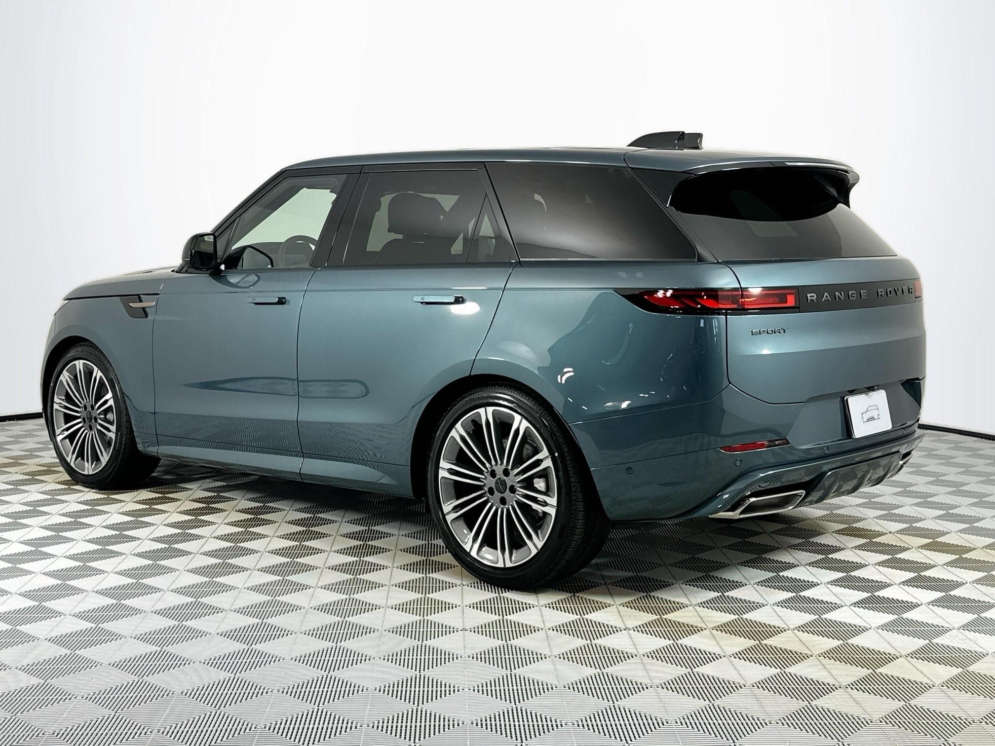 2026 Land Rover Range Rover Sport Dynamic SE