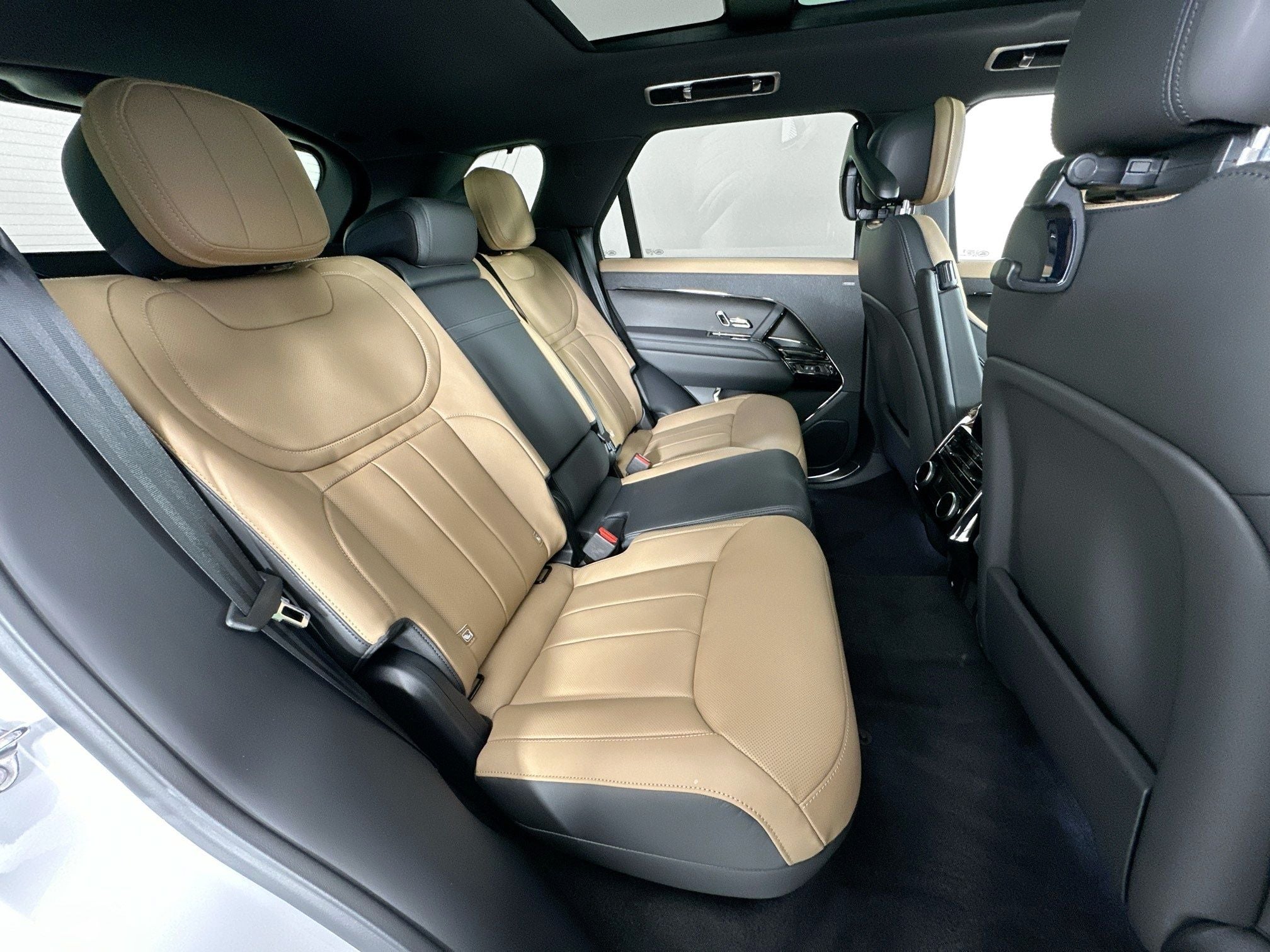 2026 Land Rover Range Rover Sport Dynamic SE