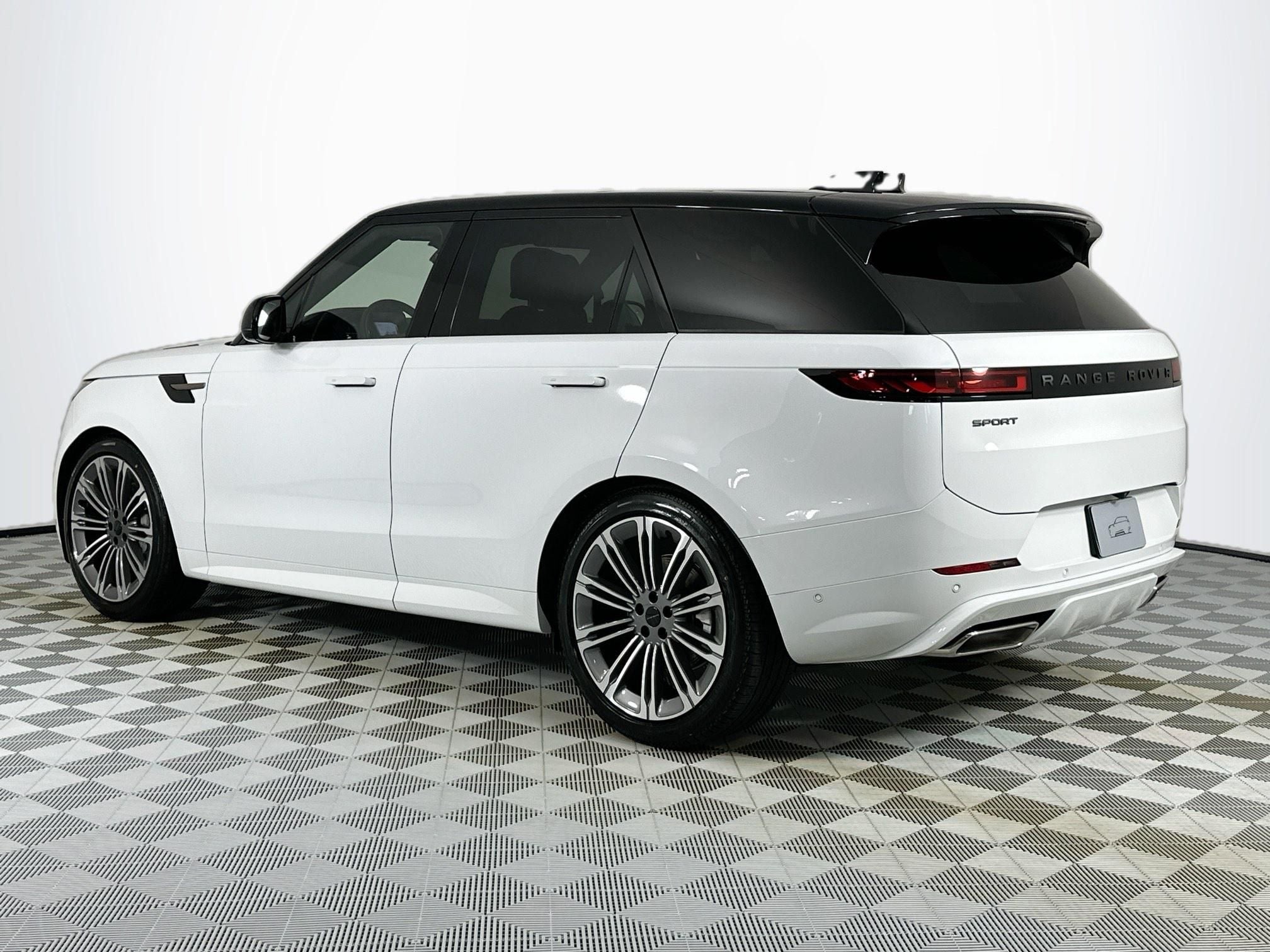 2026 Land Rover Range Rover Sport Dynamic SE