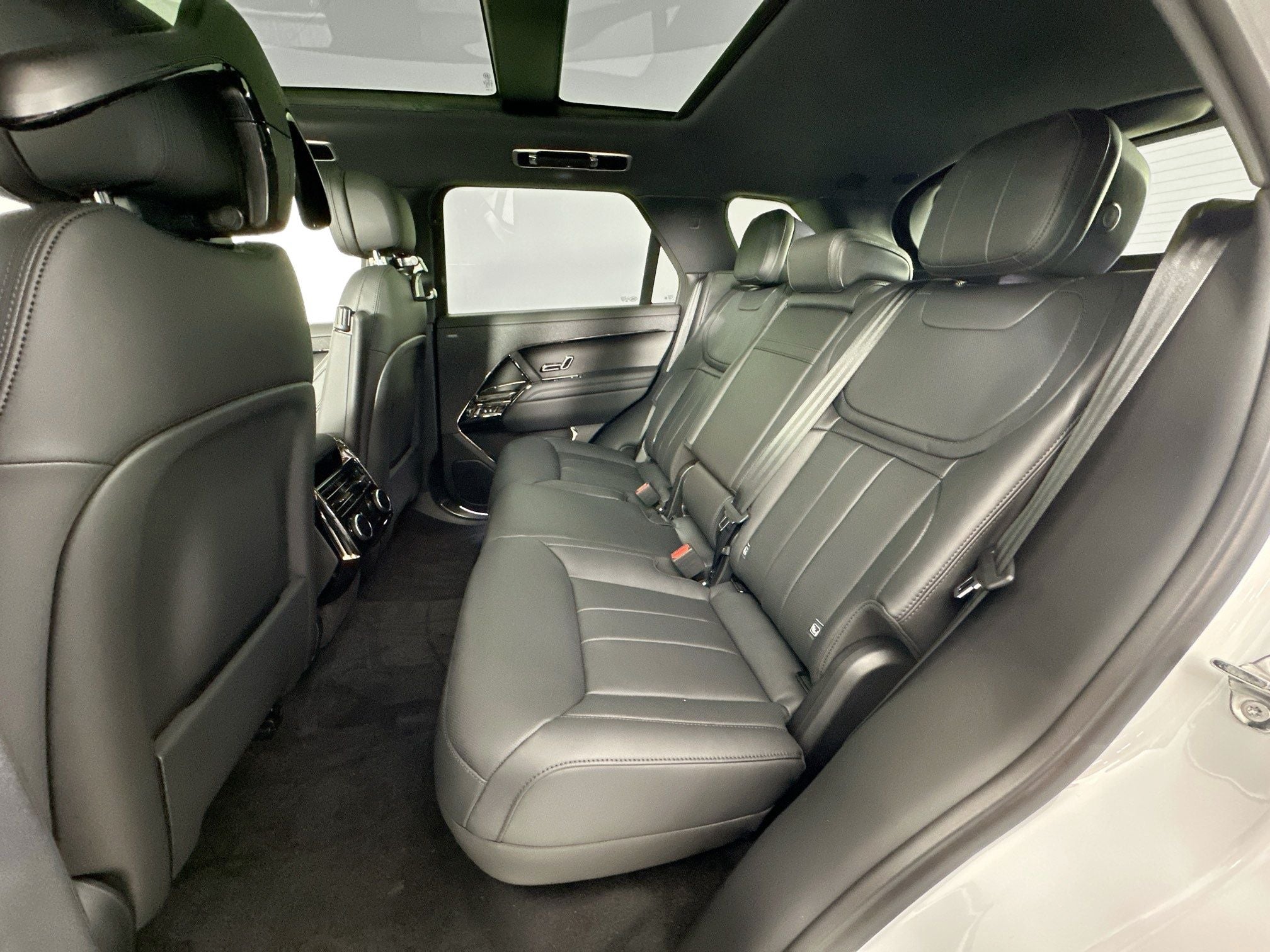 2026 Land Rover Range Rover Sport Dynamic SE