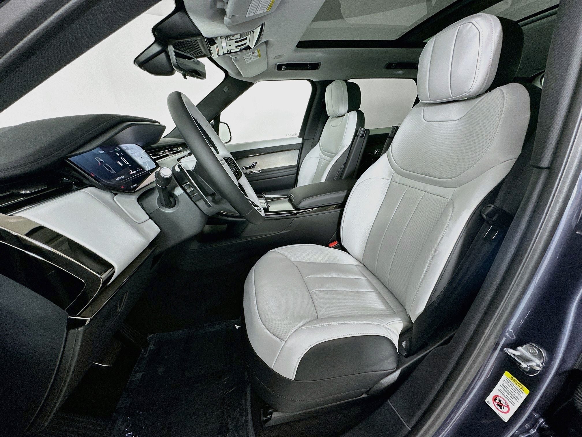 2026 Land Rover Range Rover Sport Dynamic SE