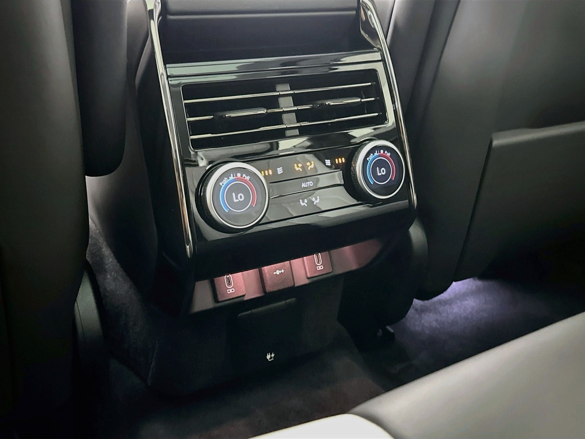 2026 Land Rover Range Rover Sport Dynamic SE