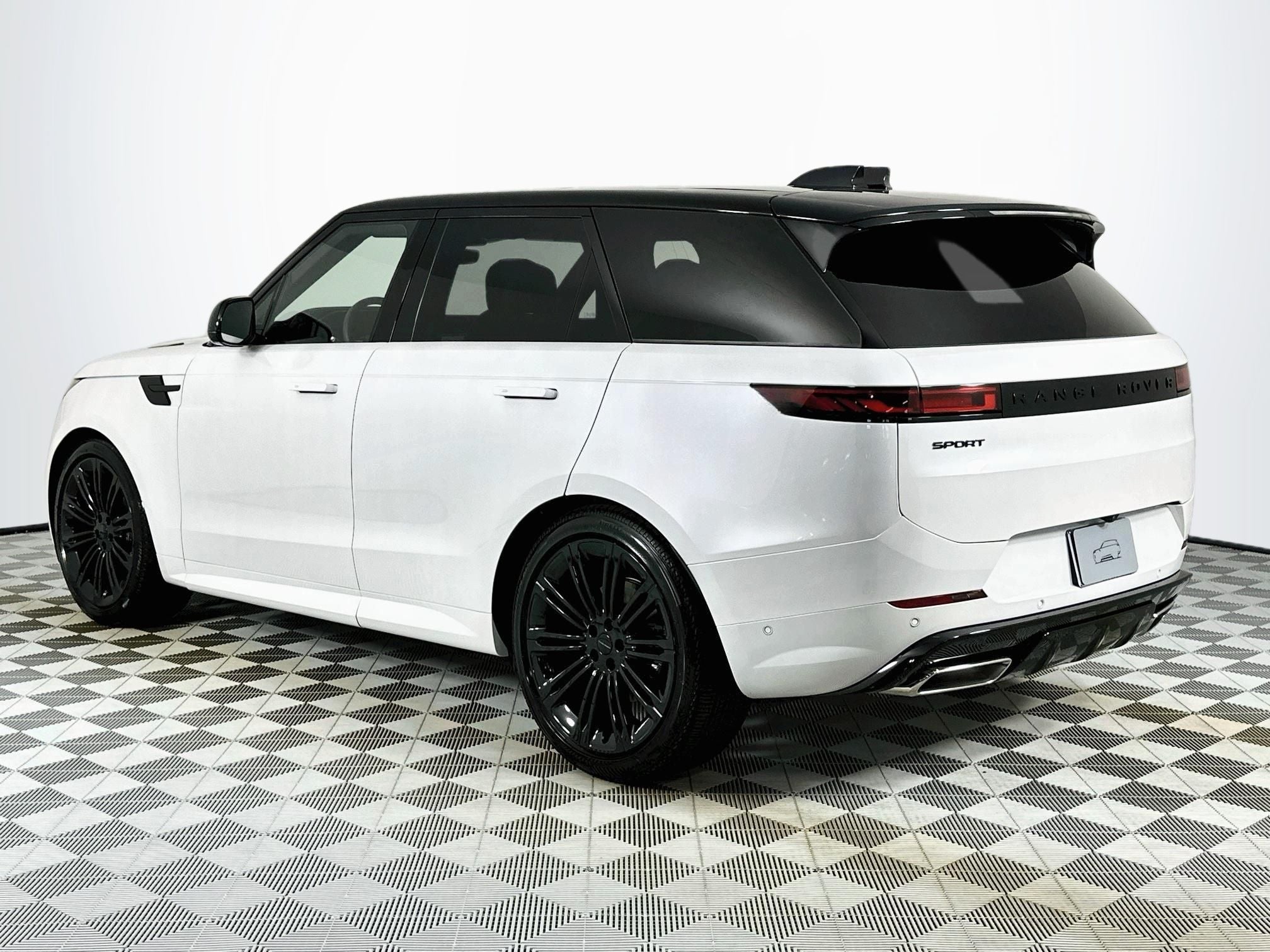 2026 Land Rover Range Rover Sport Dynamic SE