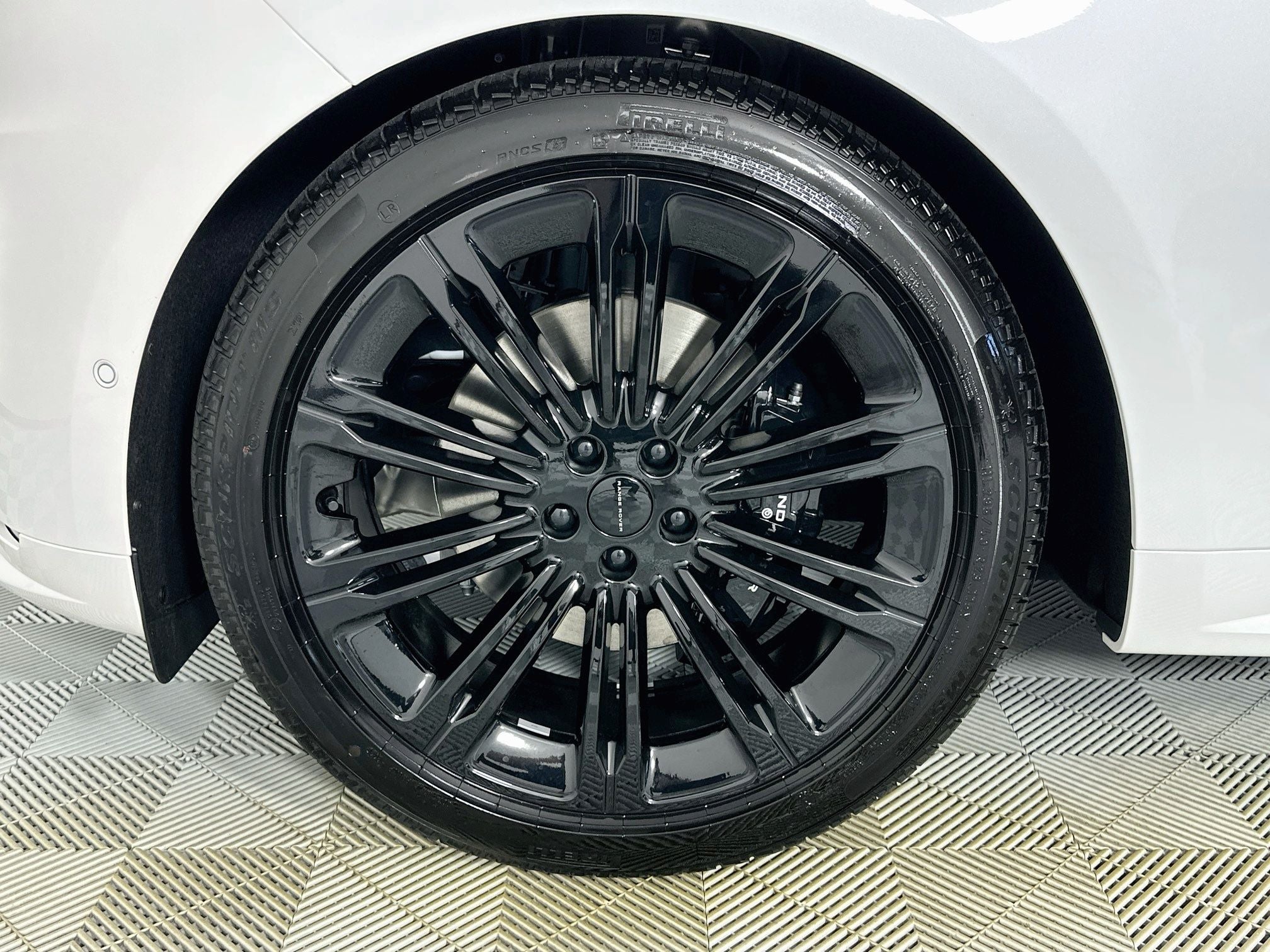 2026 Land Rover Range Rover Sport Dynamic SE
